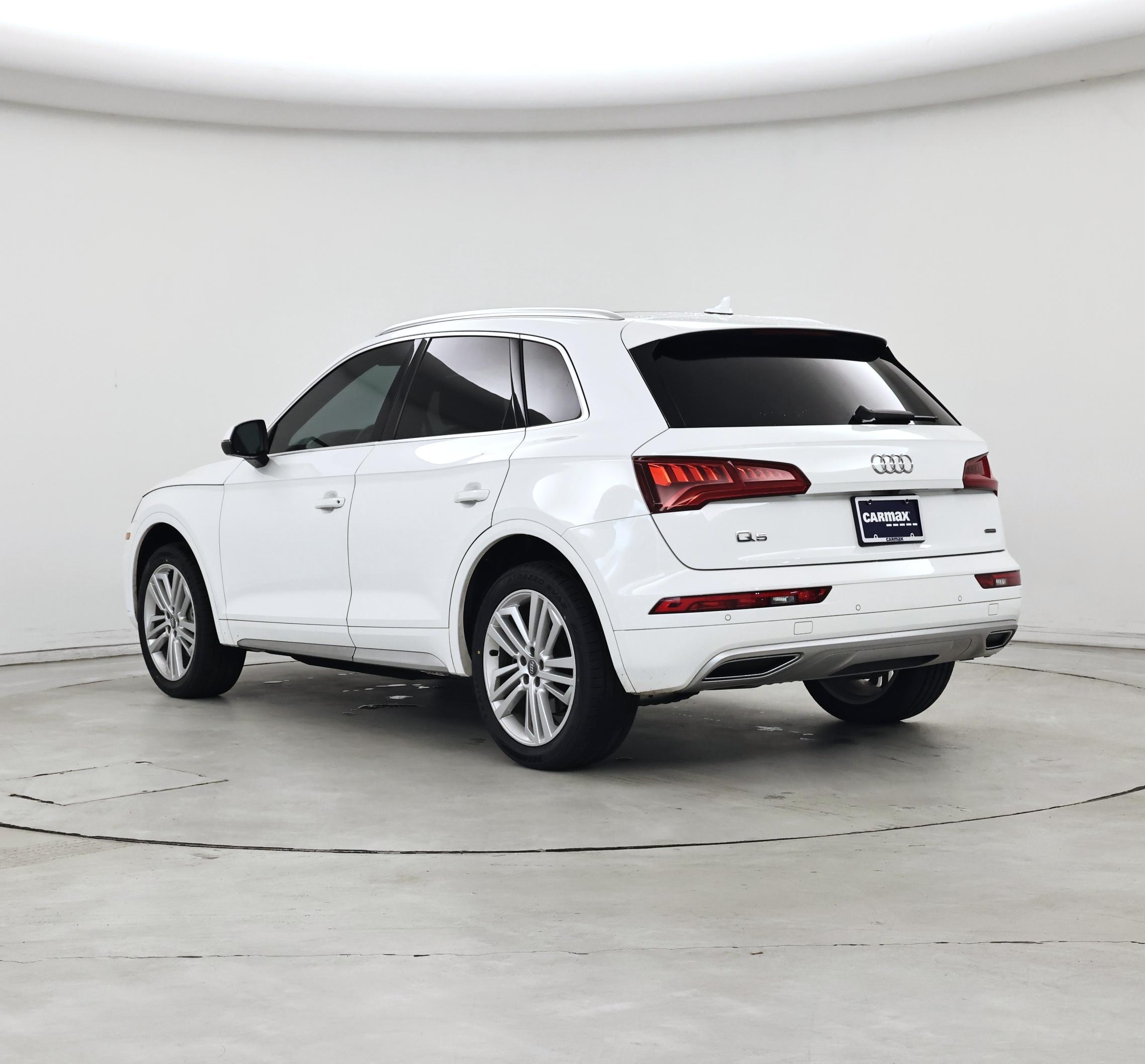 Thumbnail: 2019 Audi Q5 - 2