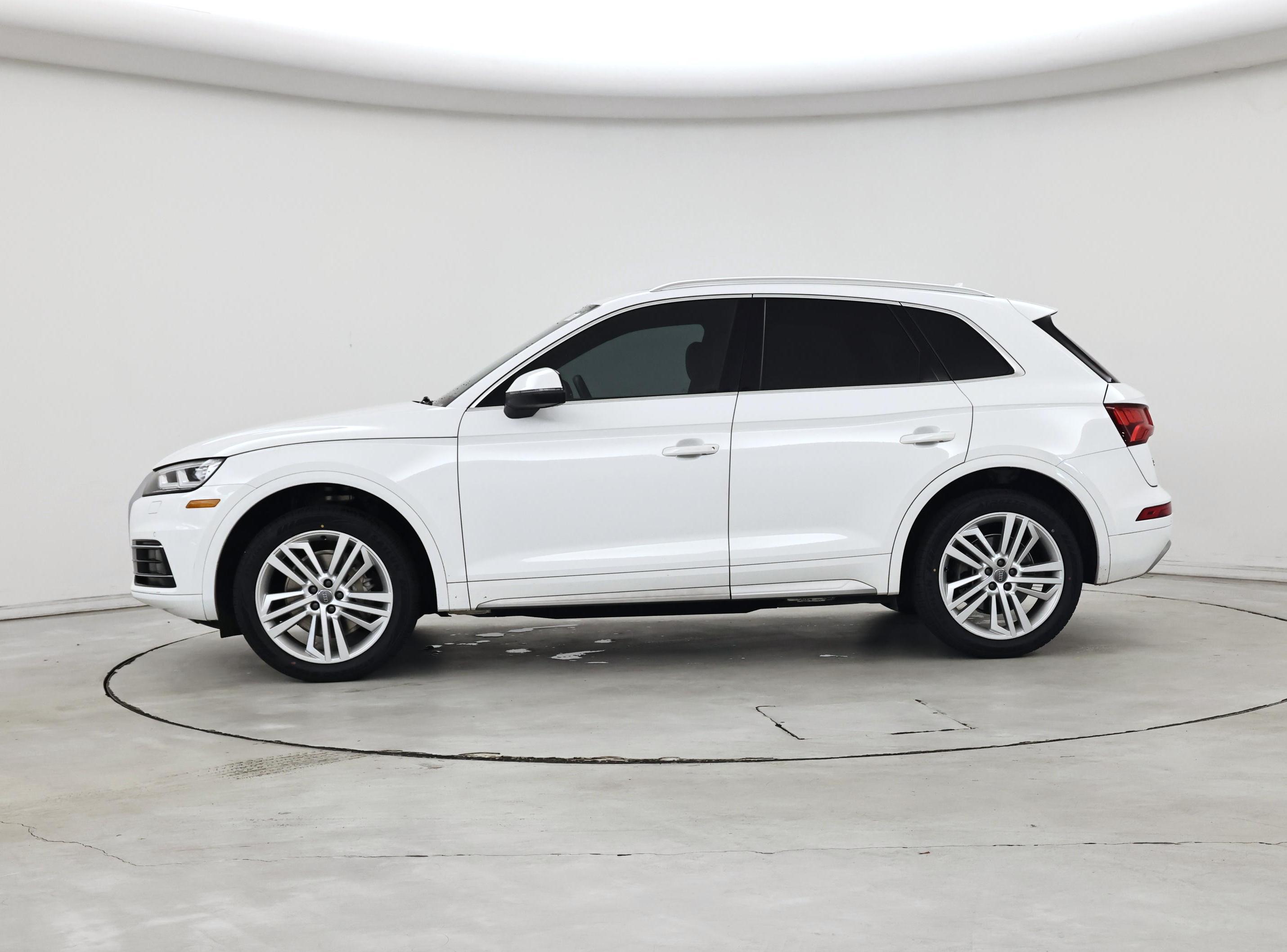 Thumbnail: 2019 Audi Q5 - 3