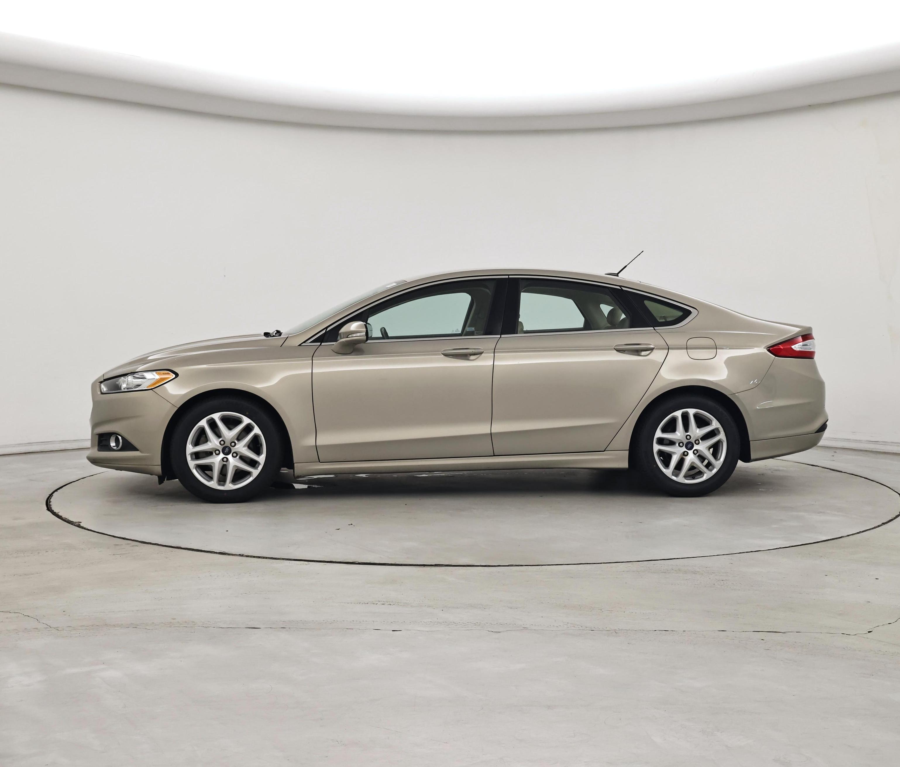 Thumbnail: 2015 Ford Fusion - 3
