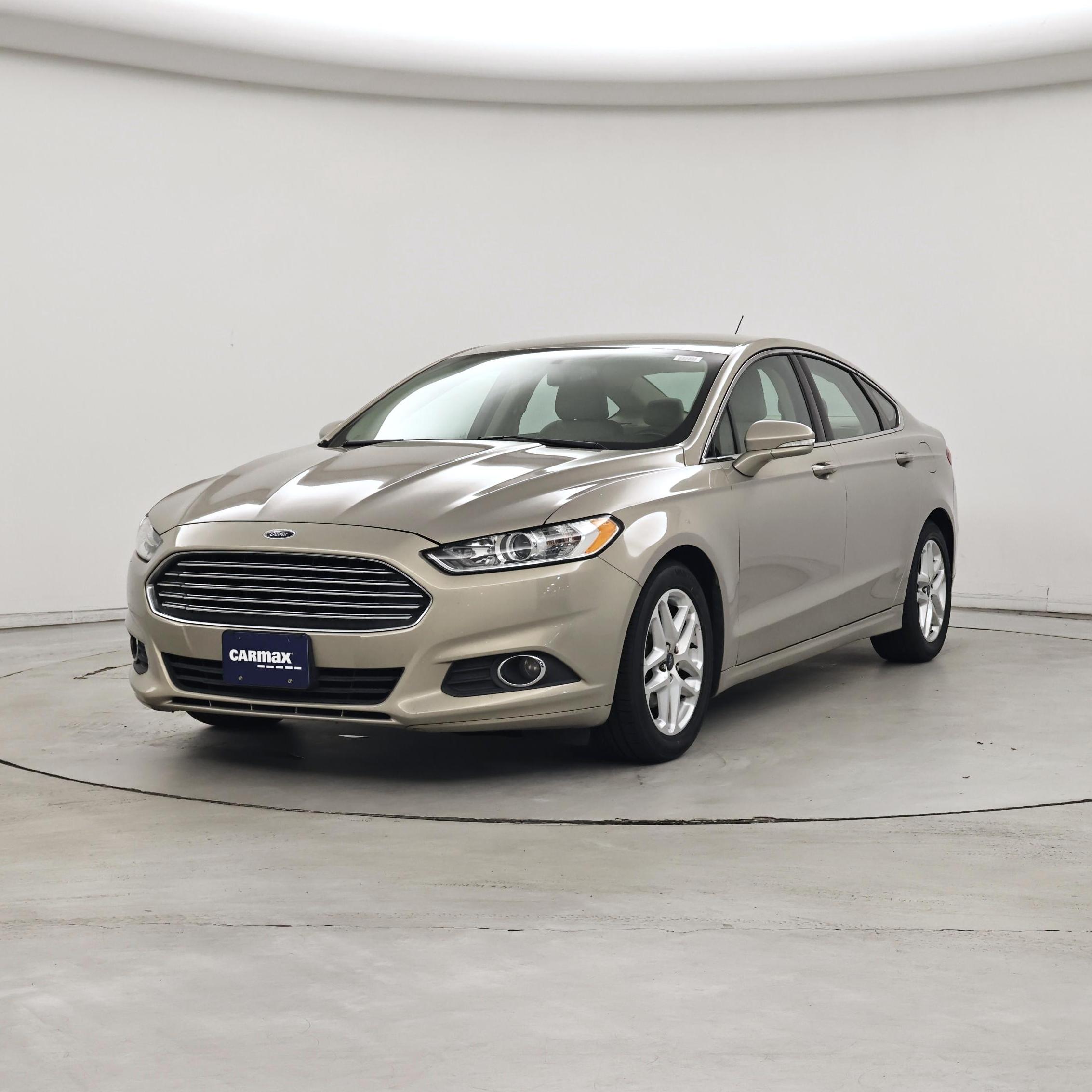 Thumbnail: 2015 Ford Fusion - 4