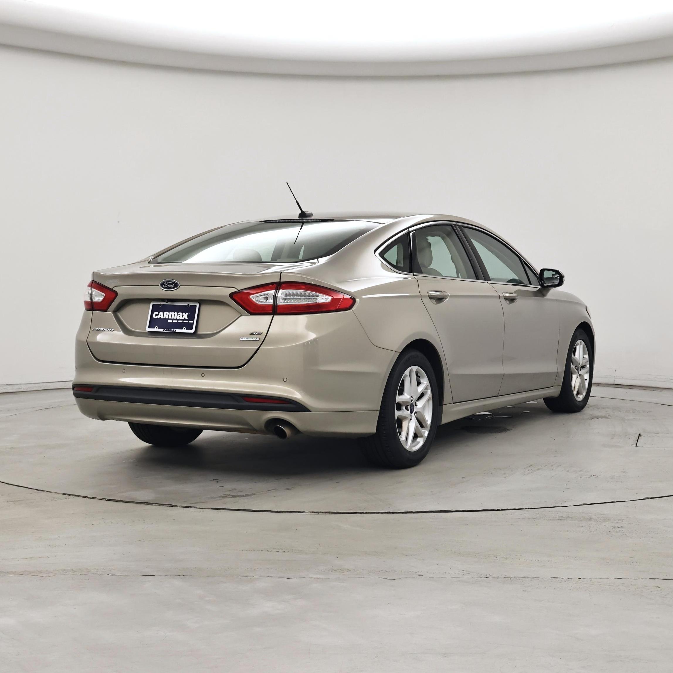 Thumbnail: 2015 Ford Fusion - 8