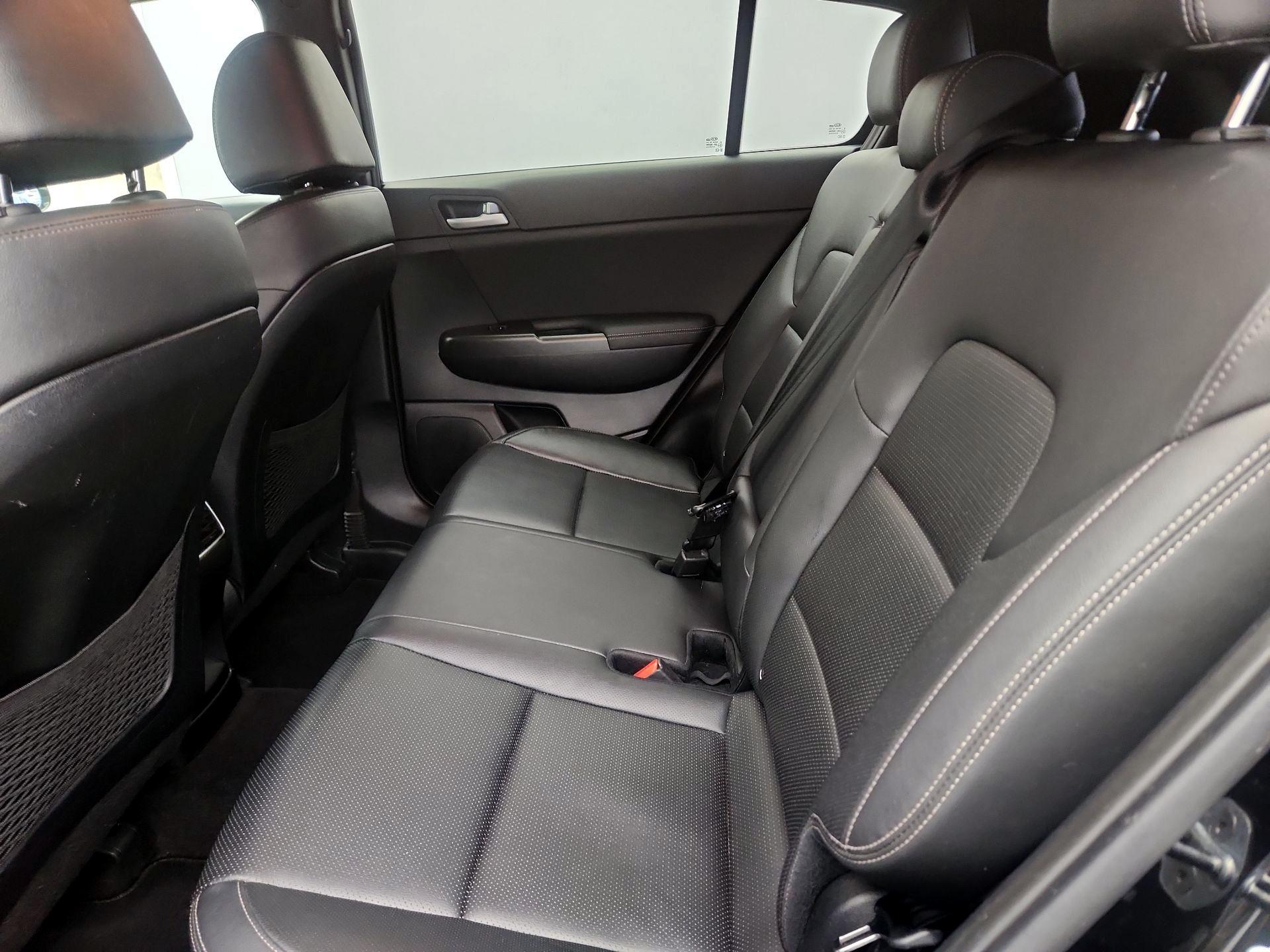 Thumbnail: 2020 Kia Sportage - 19