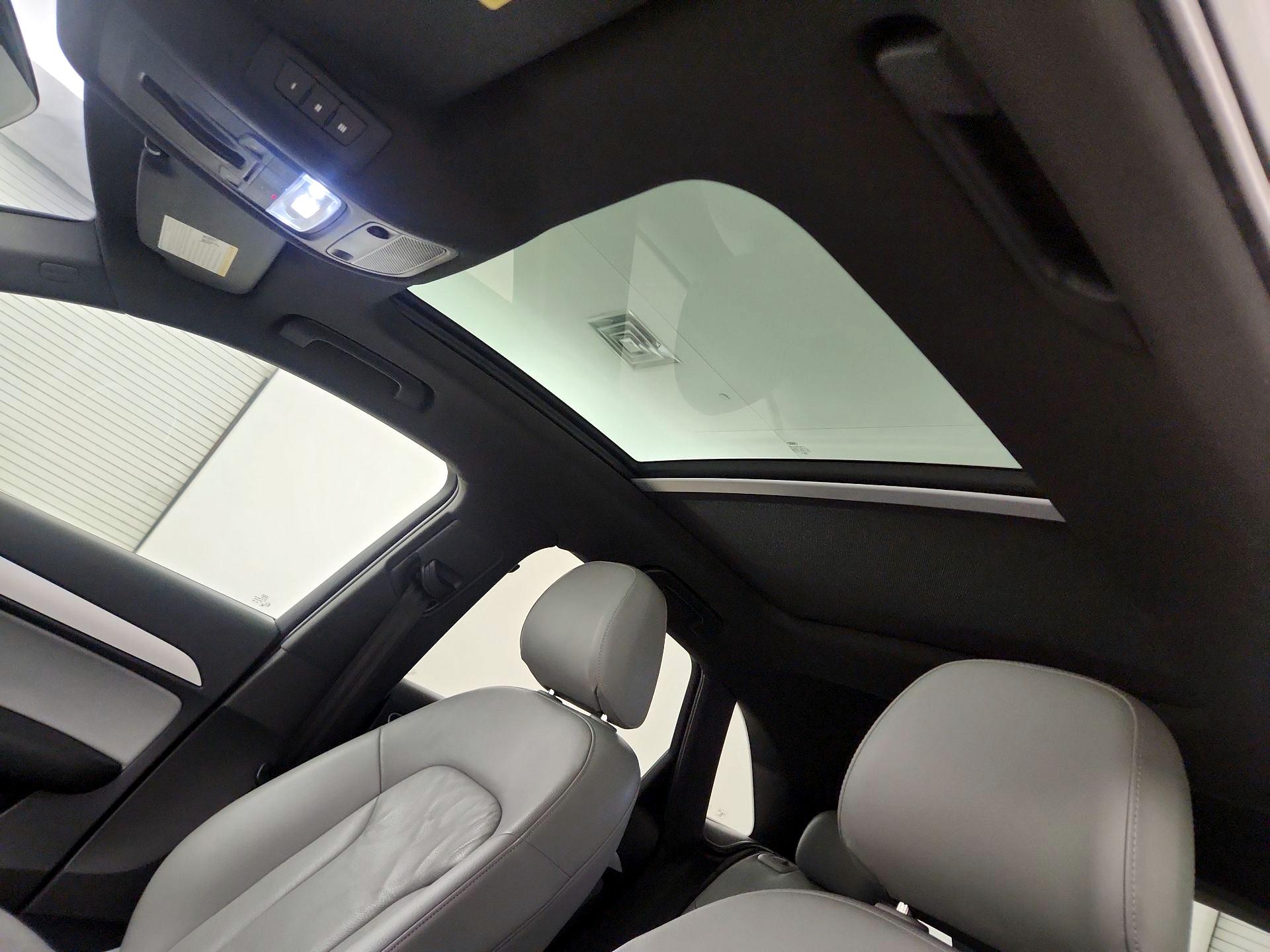Thumbnail: 2017 Audi Q3 - 17