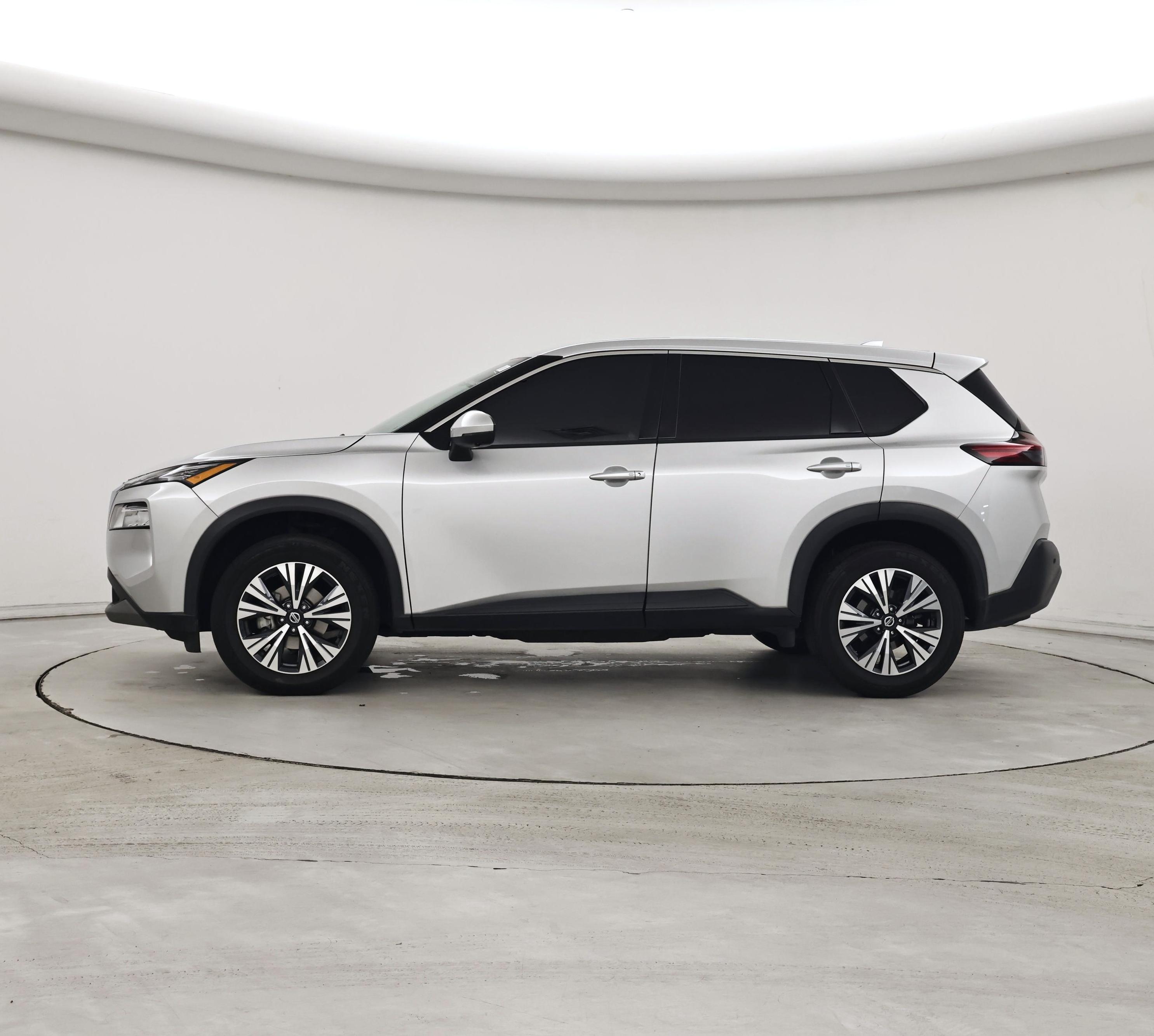 Thumbnail: 2021 Nissan Rogue - 3