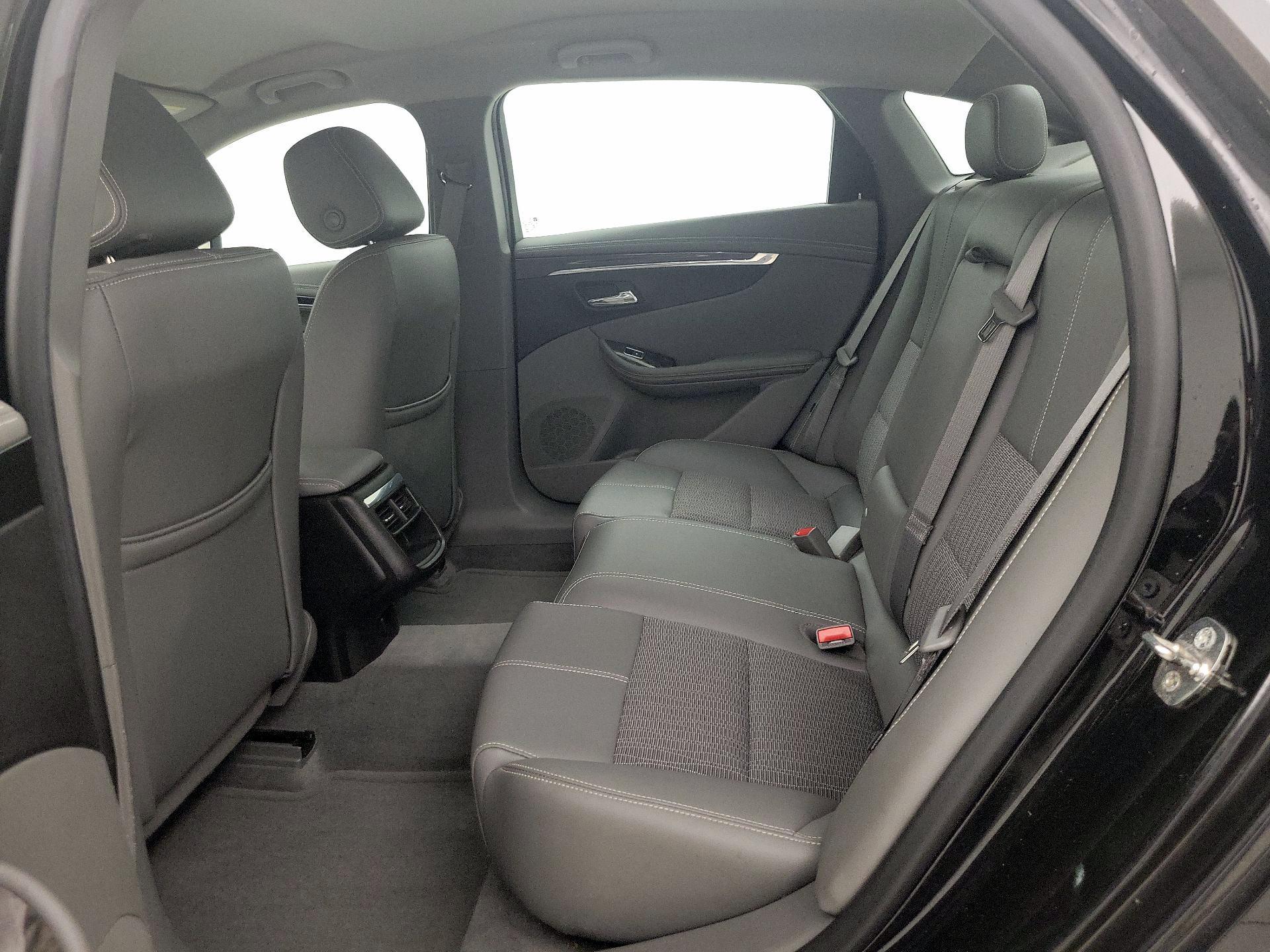 Thumbnail: 2015 Chevrolet Impala - 18