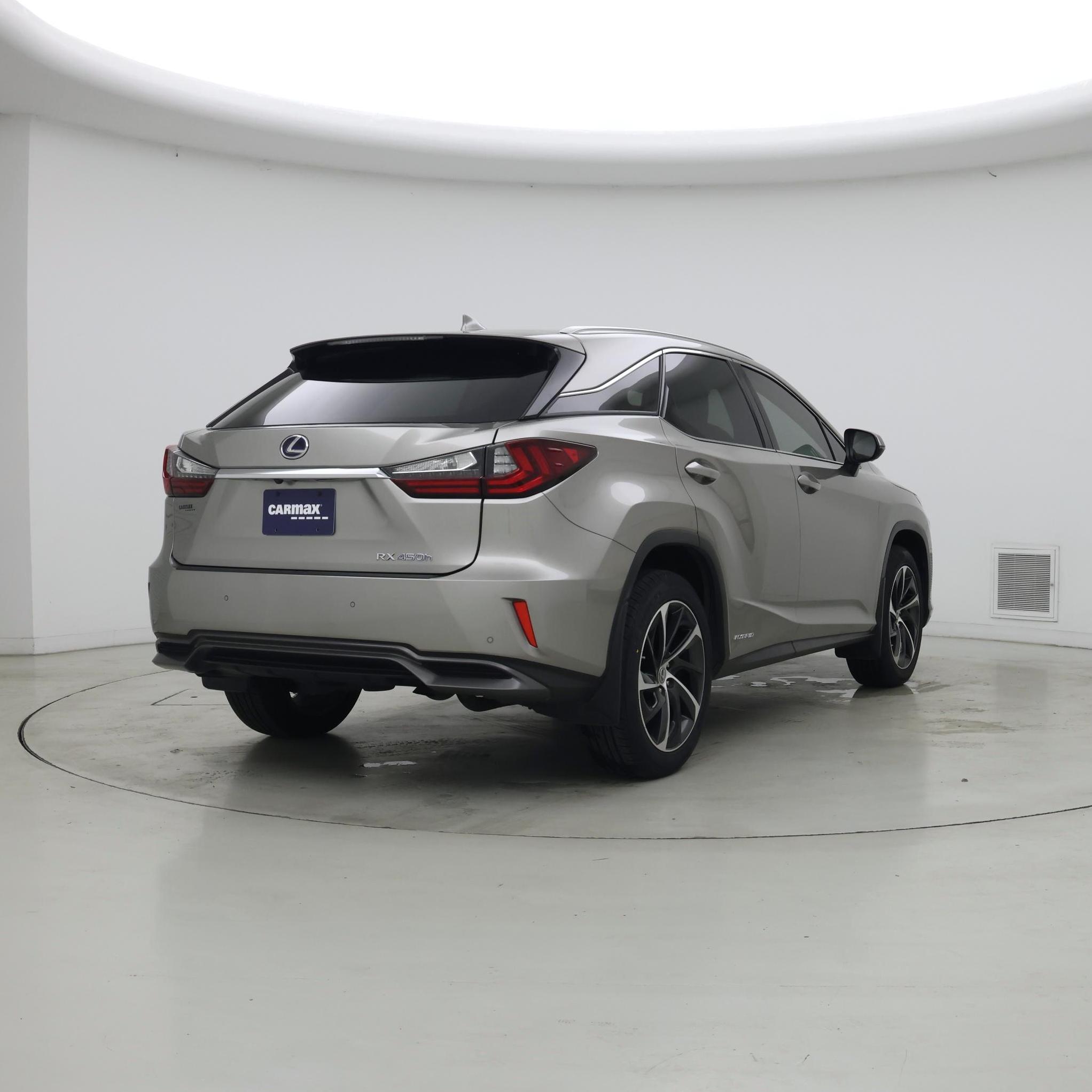 Thumbnail: 2017 Lexus RX - 8