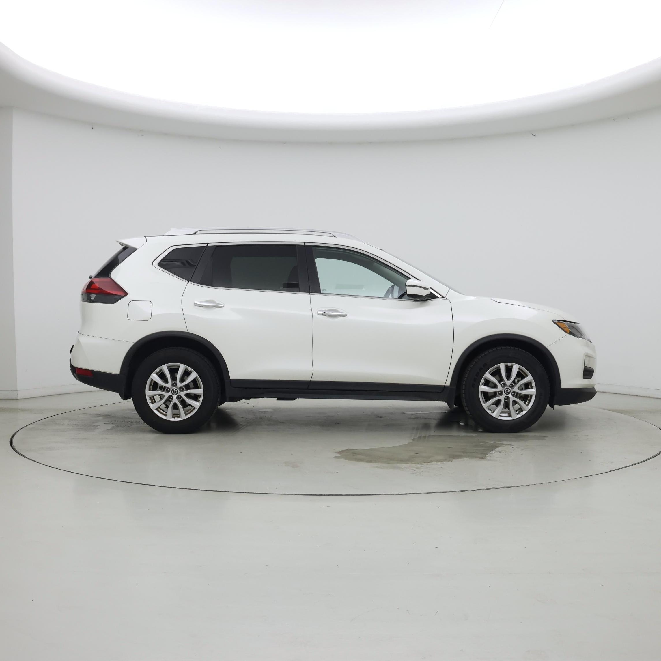 Thumbnail: 2018 Nissan Rogue - 7