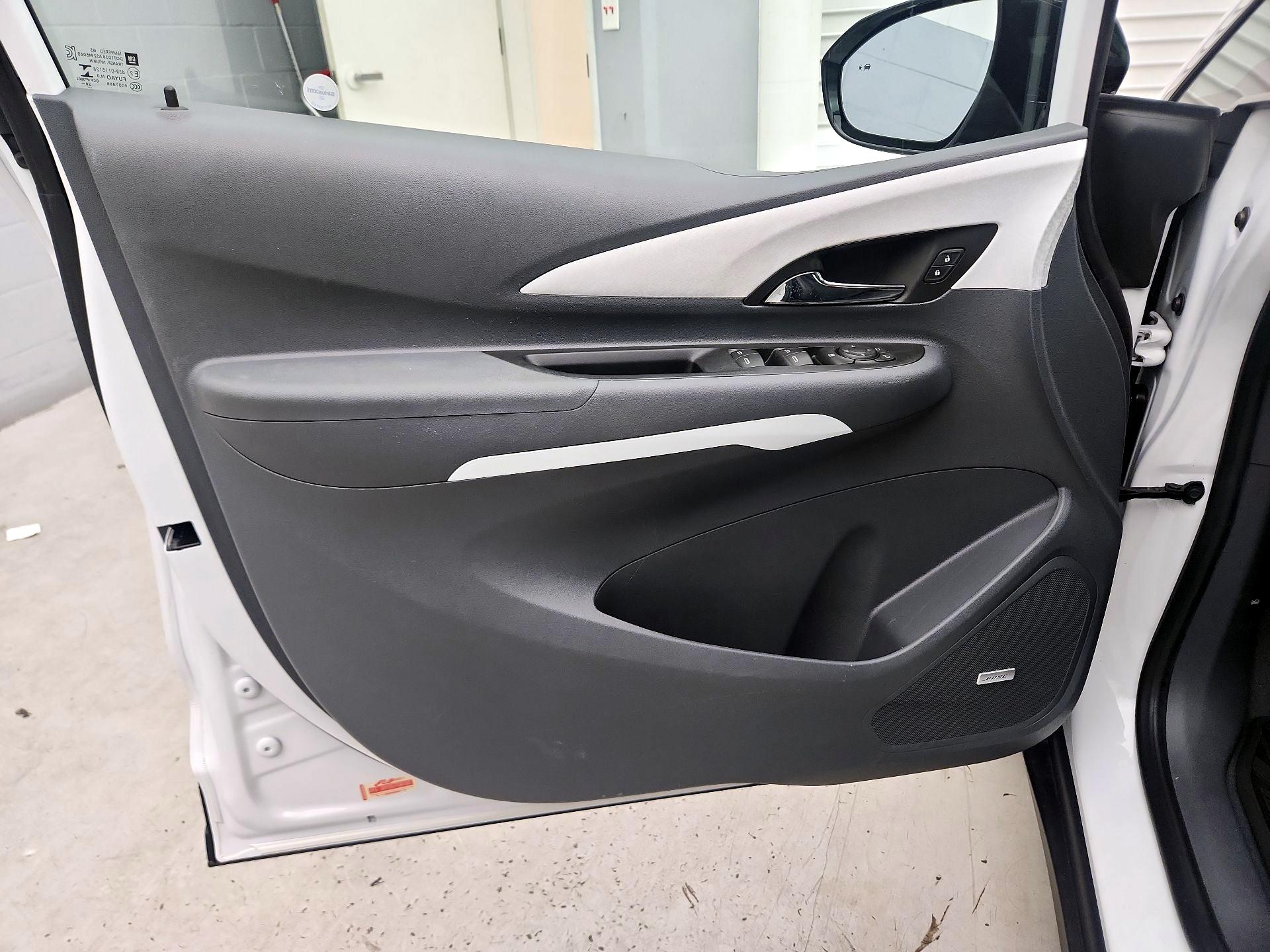 Thumbnail: 2021 Chevrolet Bolt EV - 12