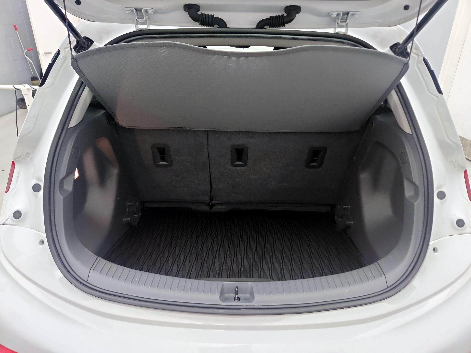 Thumbnail: 2021 Chevrolet Bolt EV - 20
