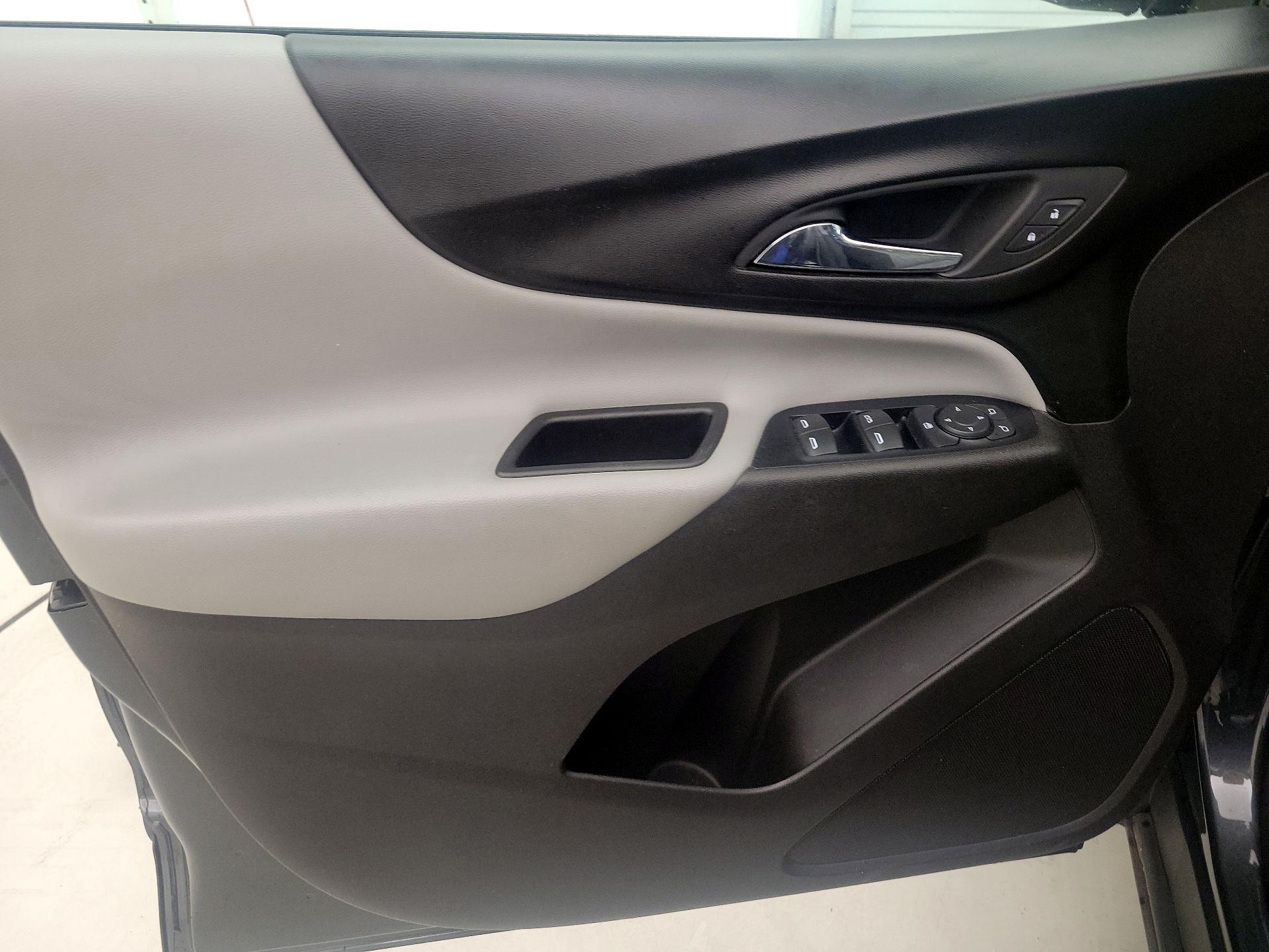Thumbnail: 2019 Chevrolet Equinox - 12