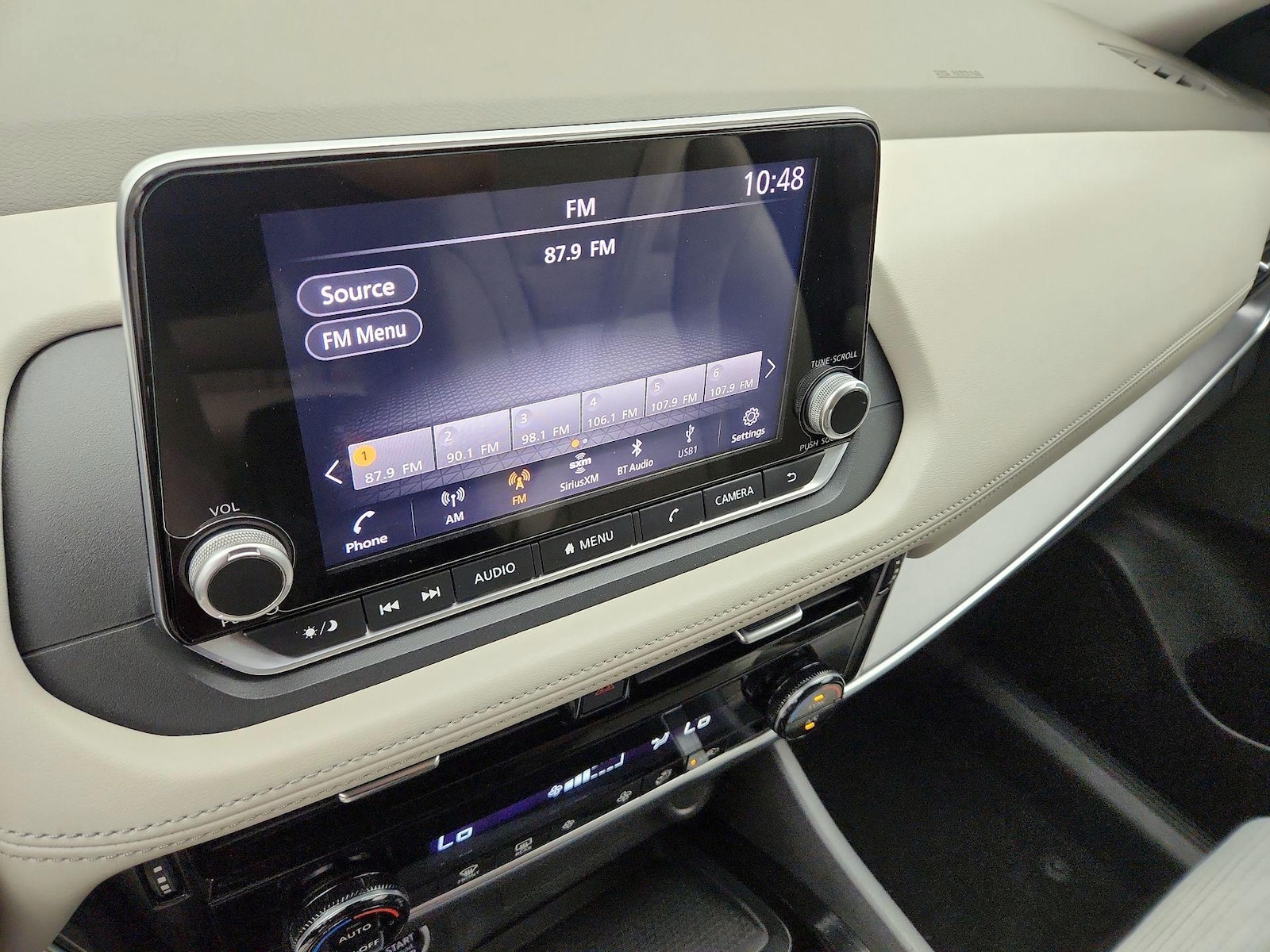 2021 Nissan Rogue SV - Photo 16