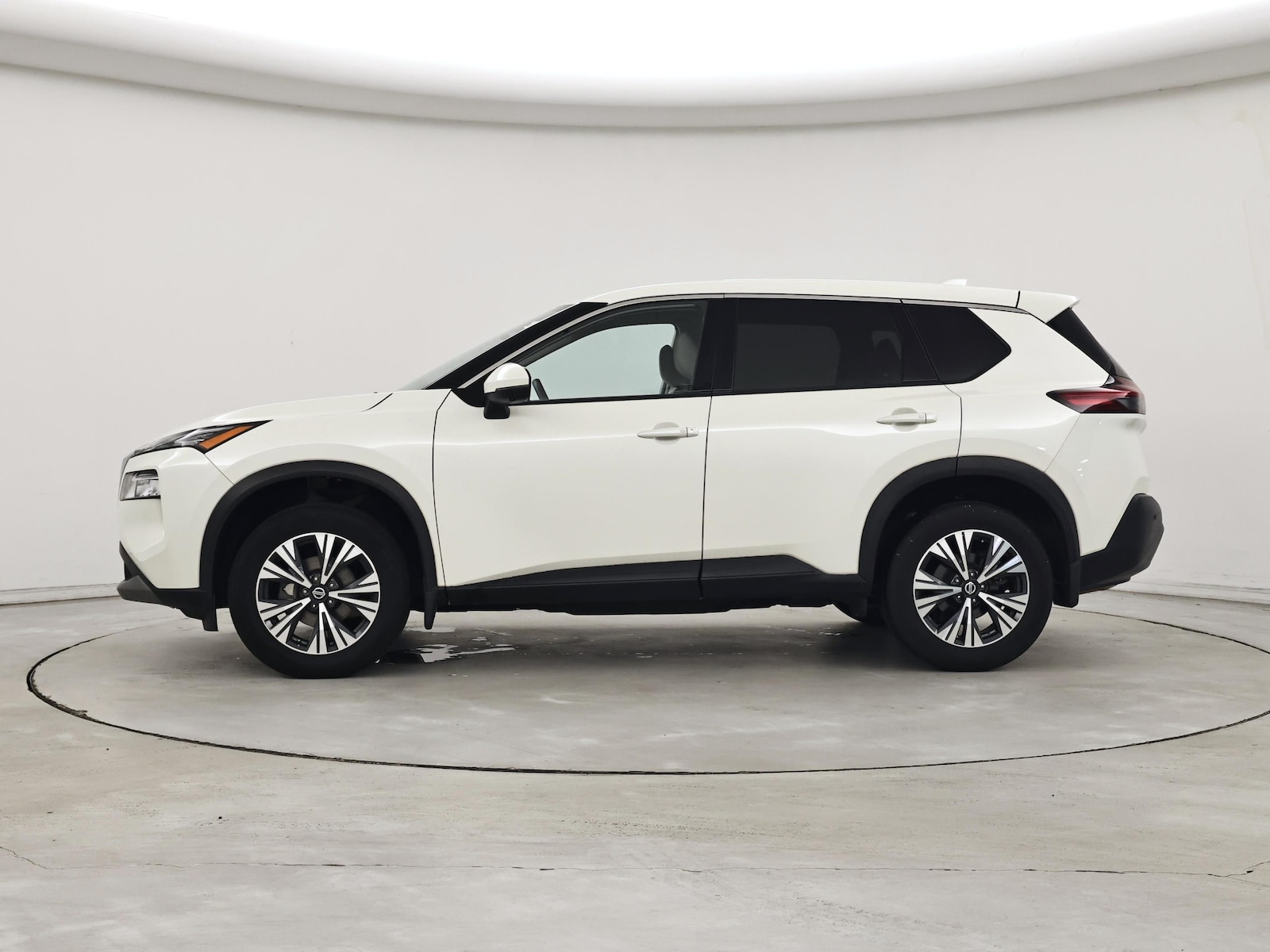 2021 Nissan Rogue SV - Photo 4