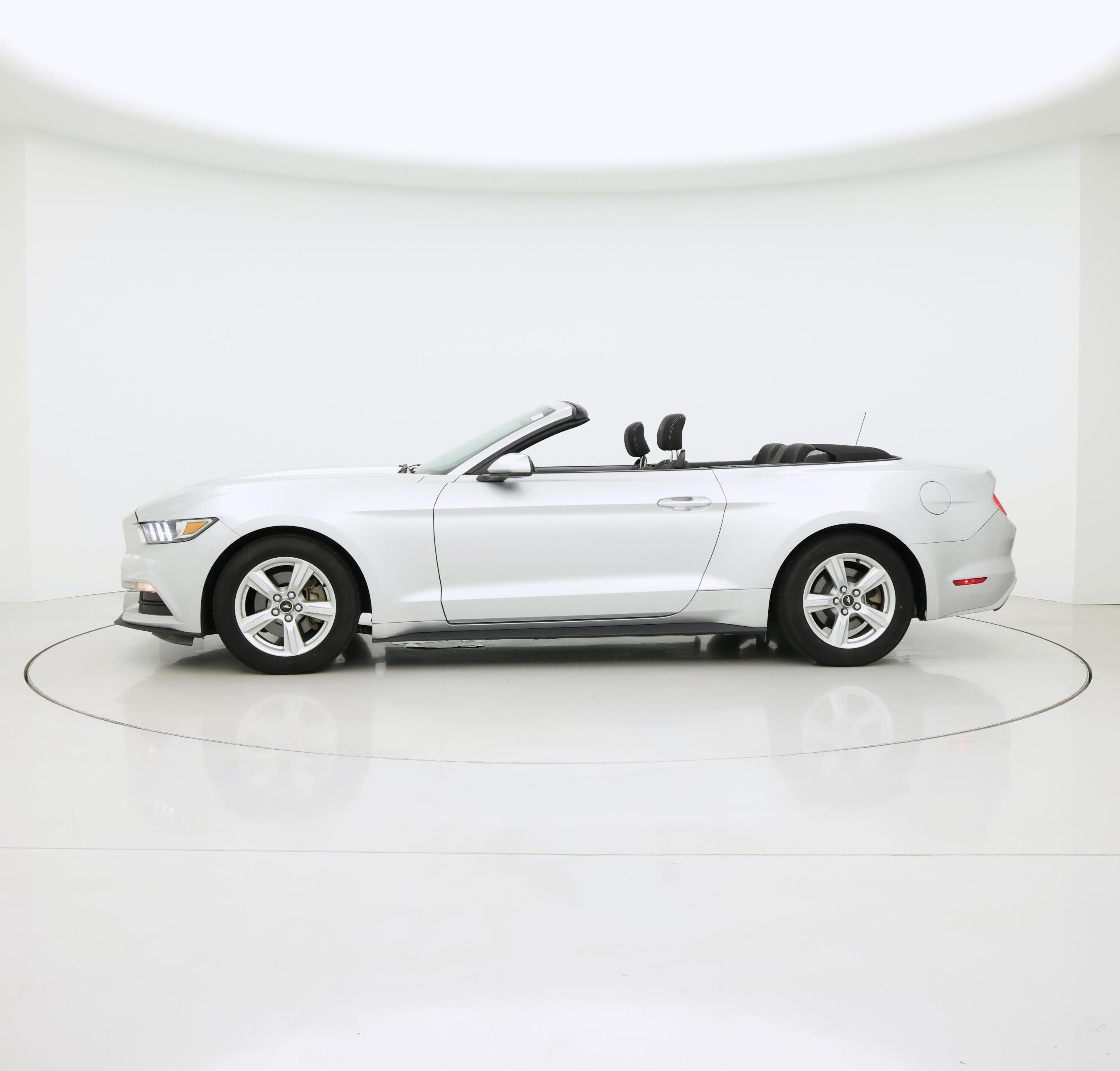 Thumbnail: 2017 Ford Mustang - 3
