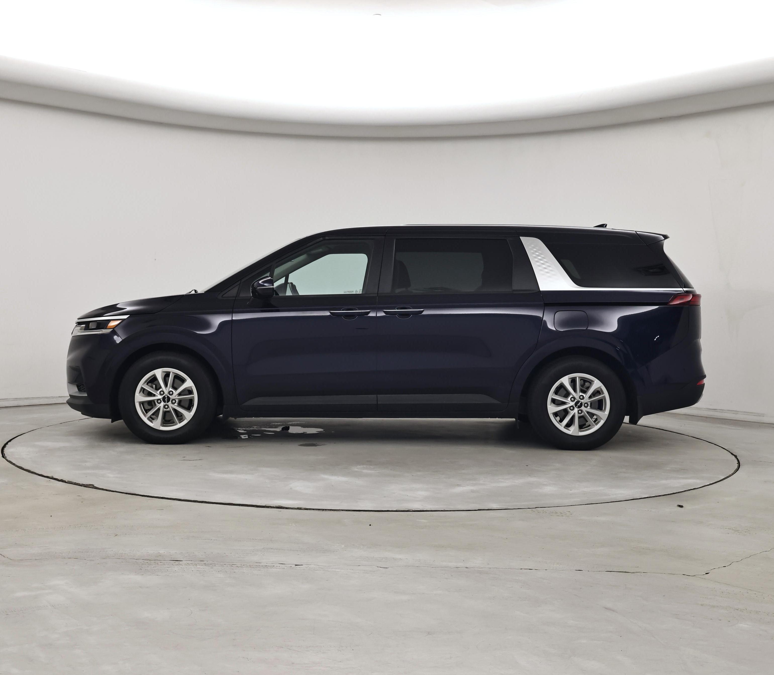 Thumbnail: 2023 Kia Carnival - 3