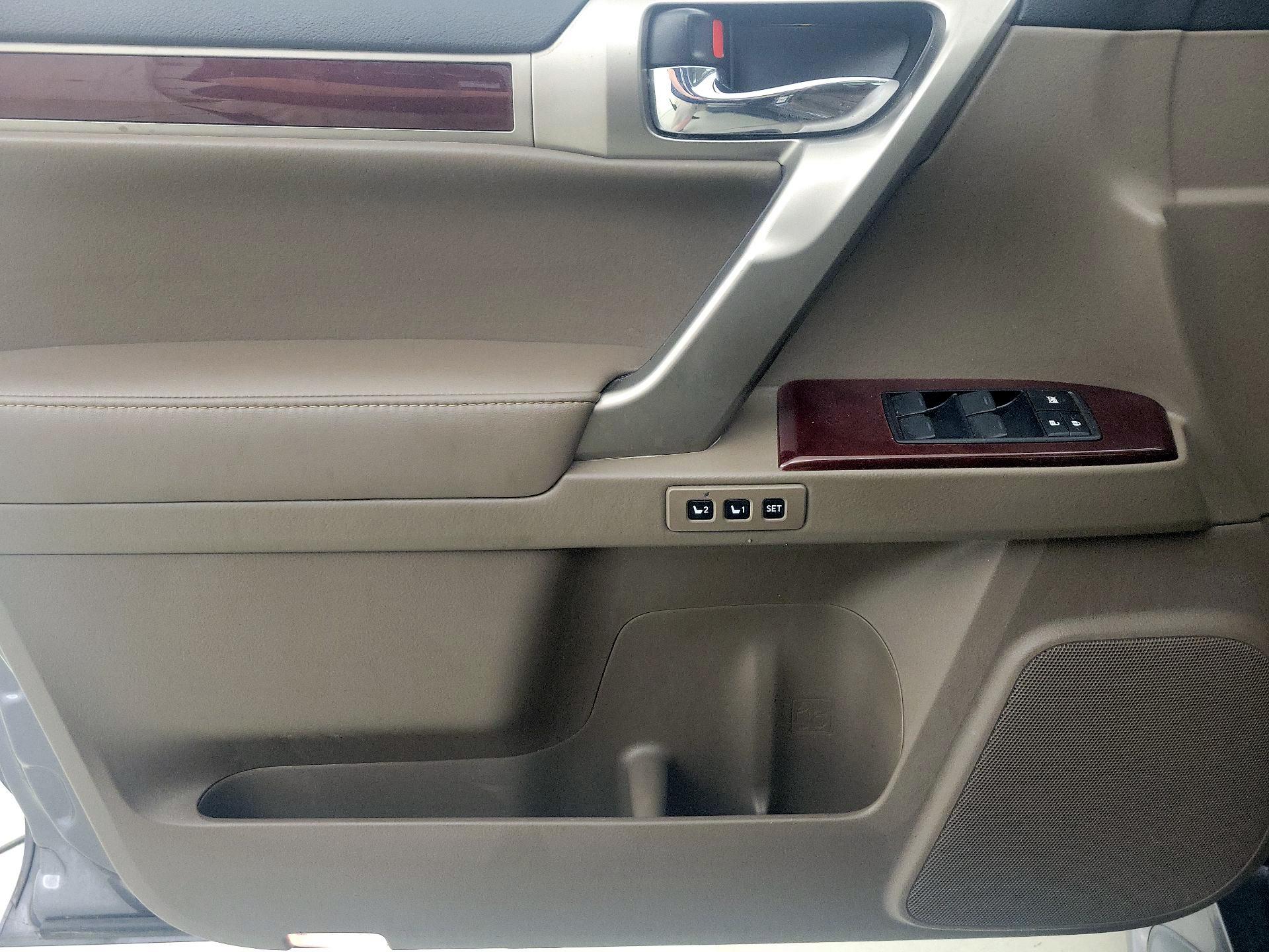 Thumbnail: 2018 Lexus GX - 12