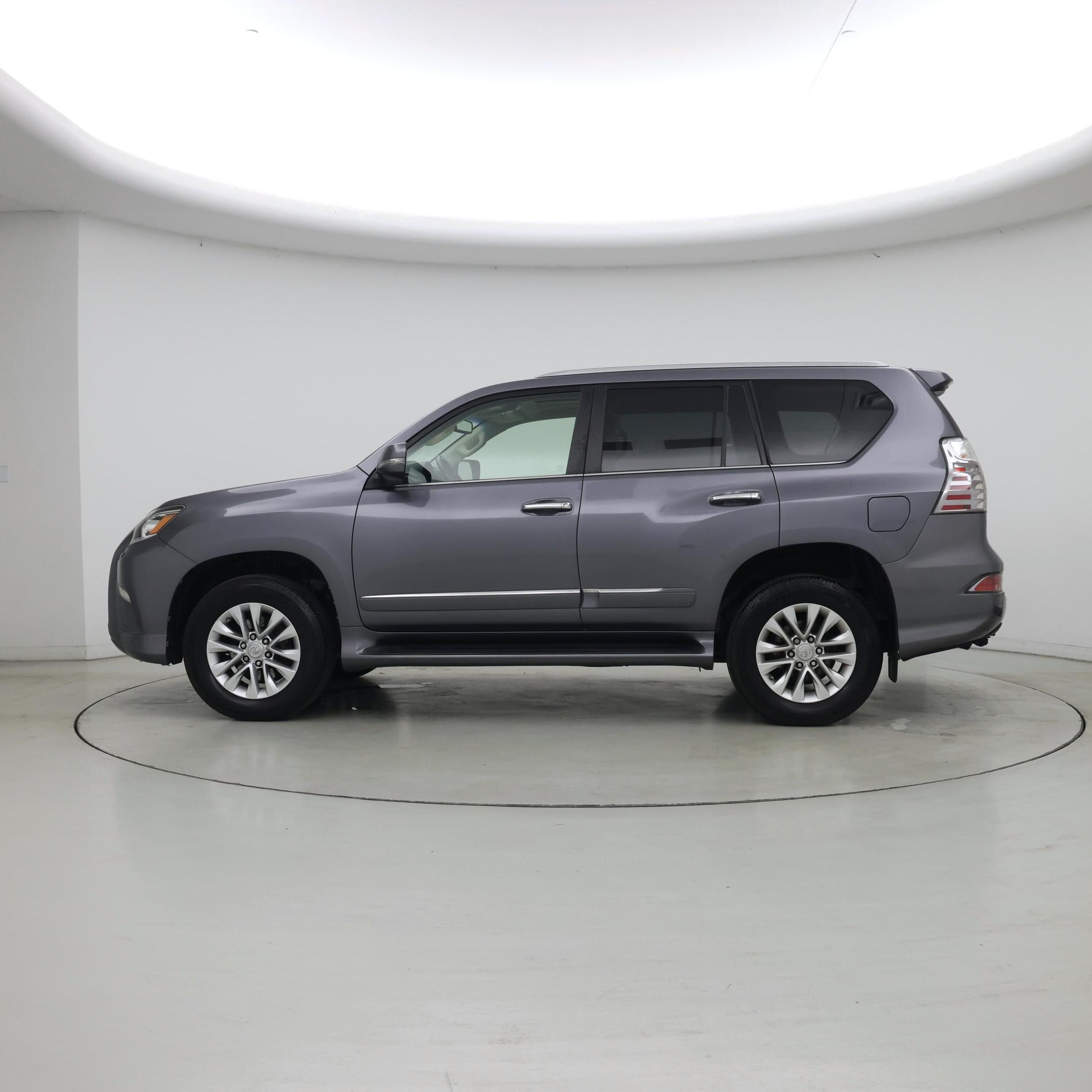 Thumbnail: 2018 Lexus GX - 3