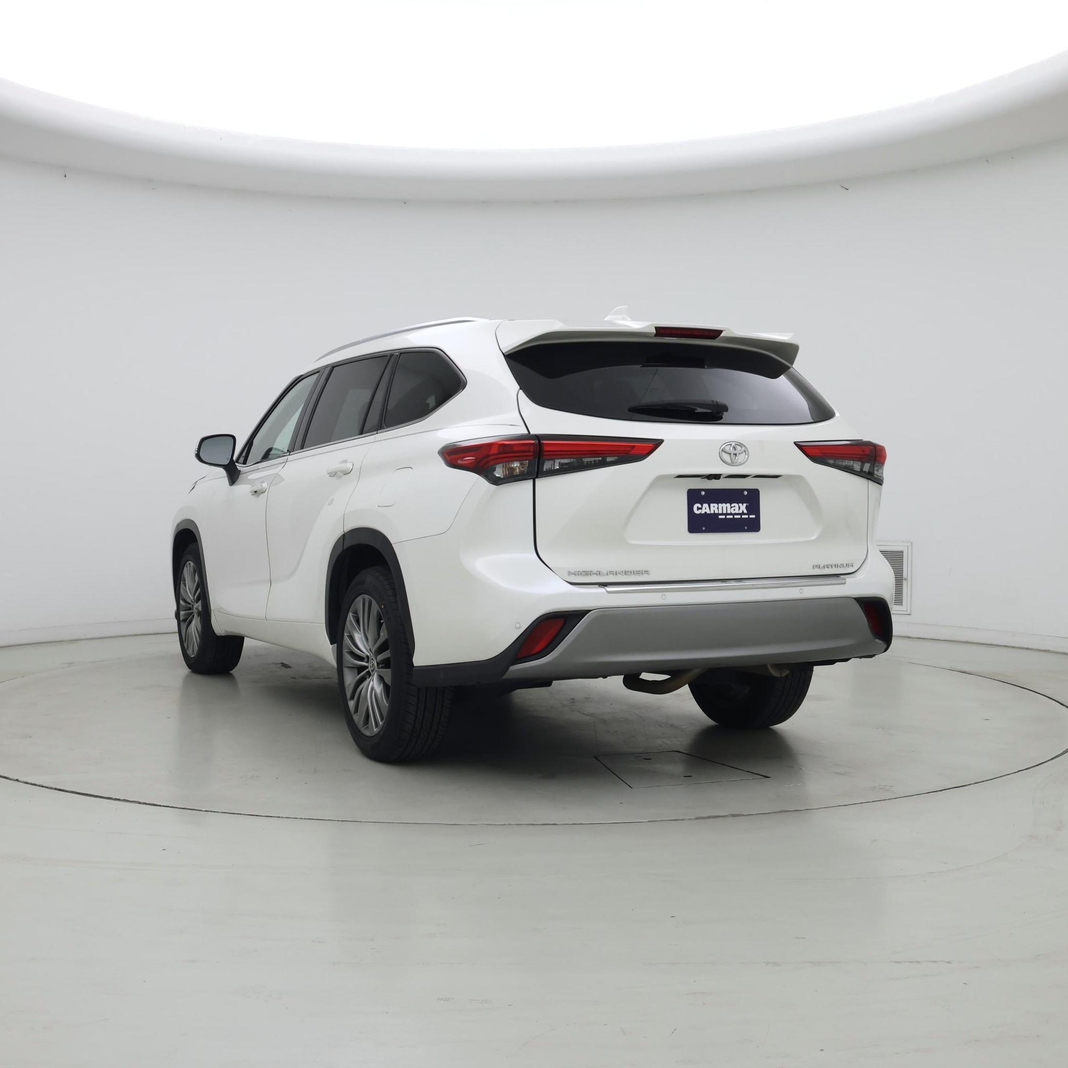 Thumbnail: 2020 Toyota Highlander - 2