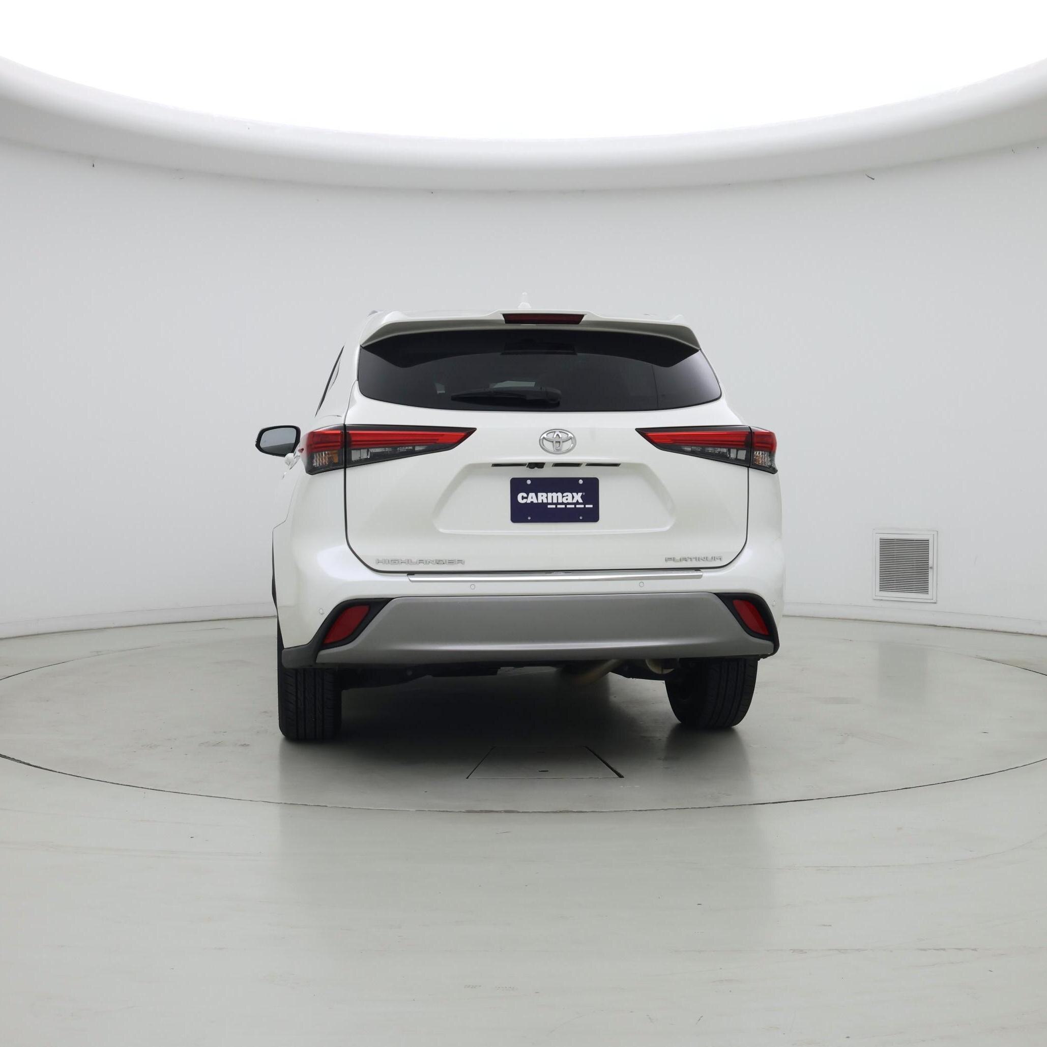 Thumbnail: 2020 Toyota Highlander - 6