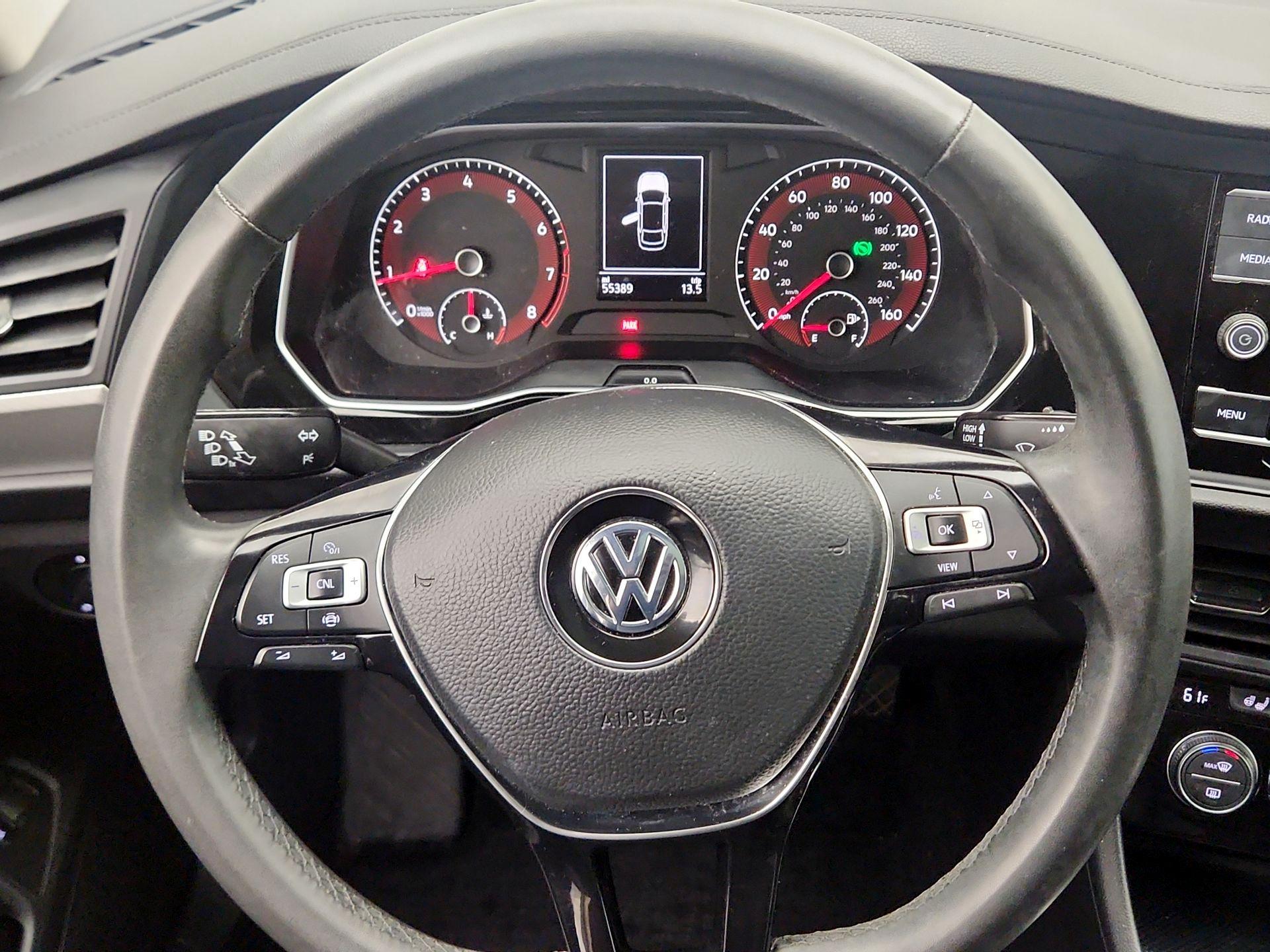 Thumbnail: 2020 Volkswagen Jetta - 10