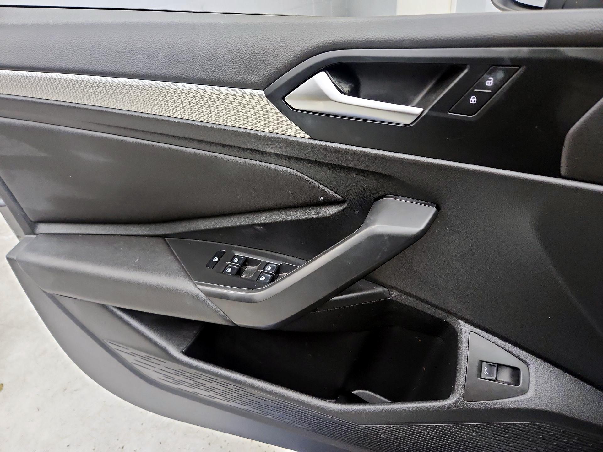 Thumbnail: 2020 Volkswagen Jetta - 12