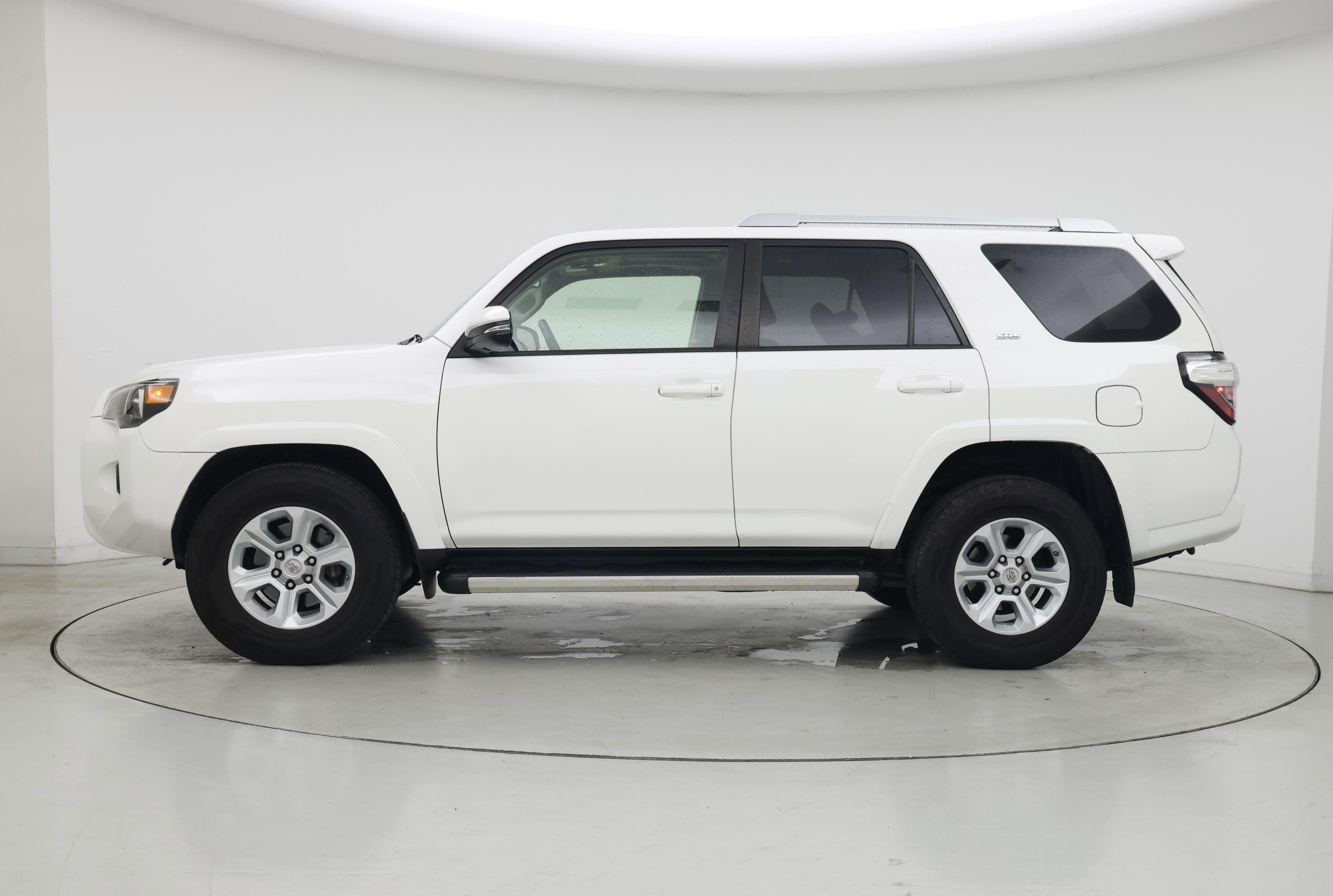 Thumbnail: 2018 Toyota 4Runner - 3