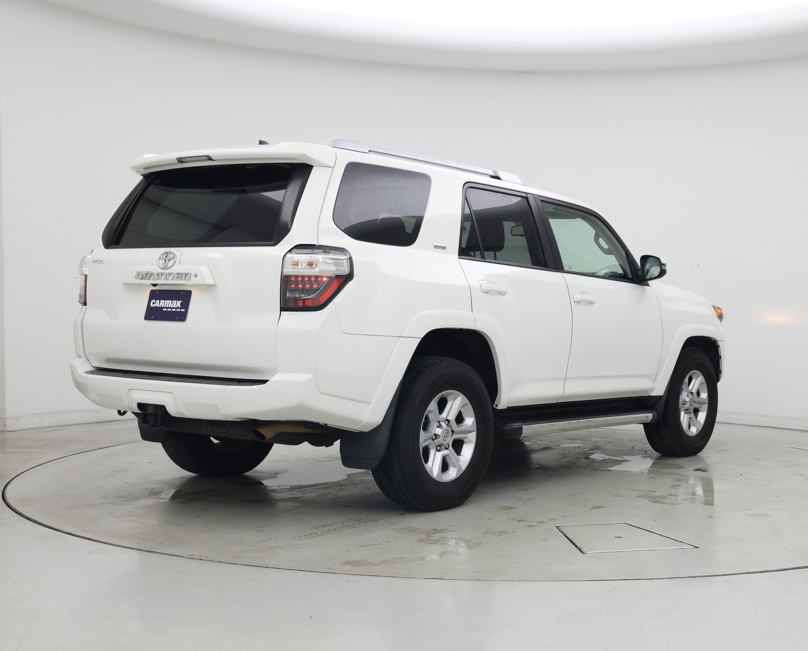 Thumbnail: 2018 Toyota 4Runner - 8