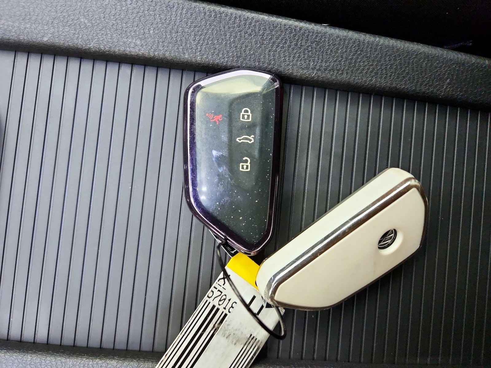 2021 Volkswagen ID.4 PRO S - Photo 25
