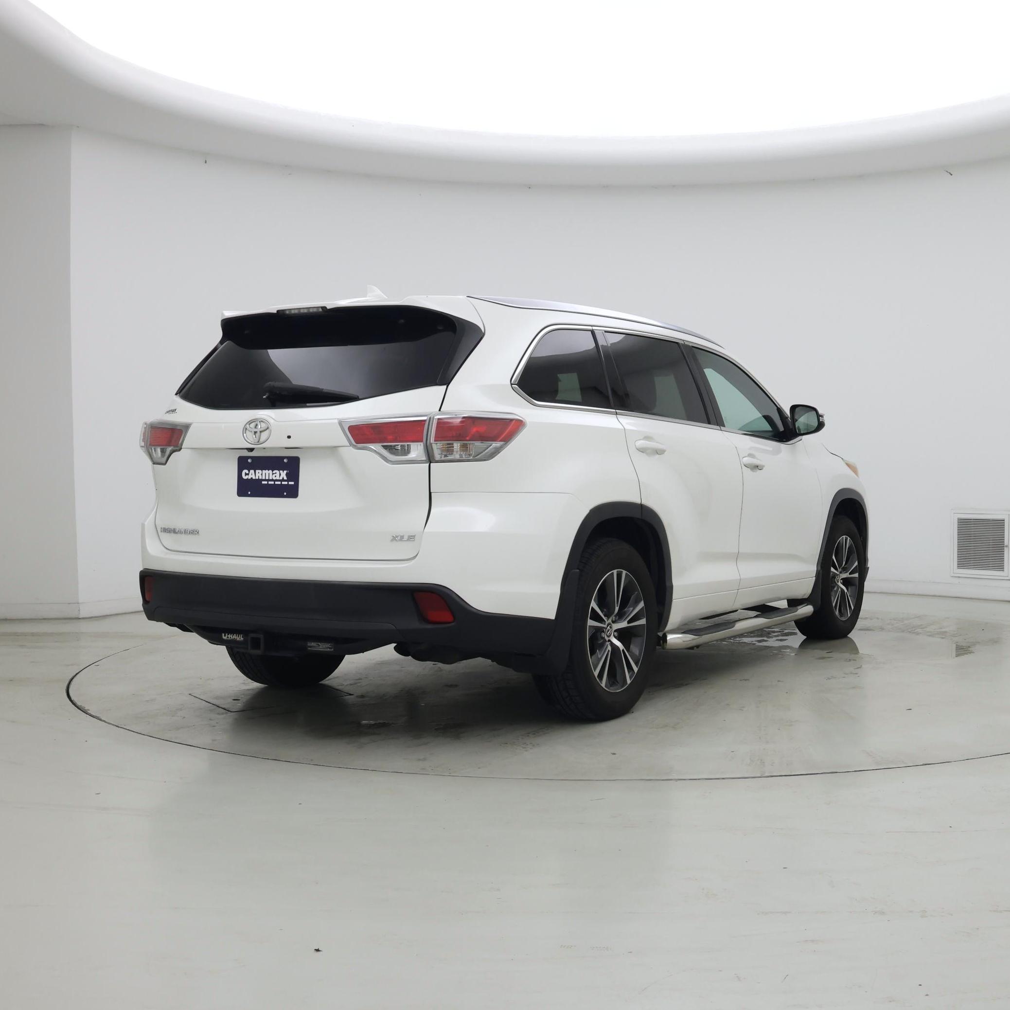 Thumbnail: 2016 Toyota Highlander - 8