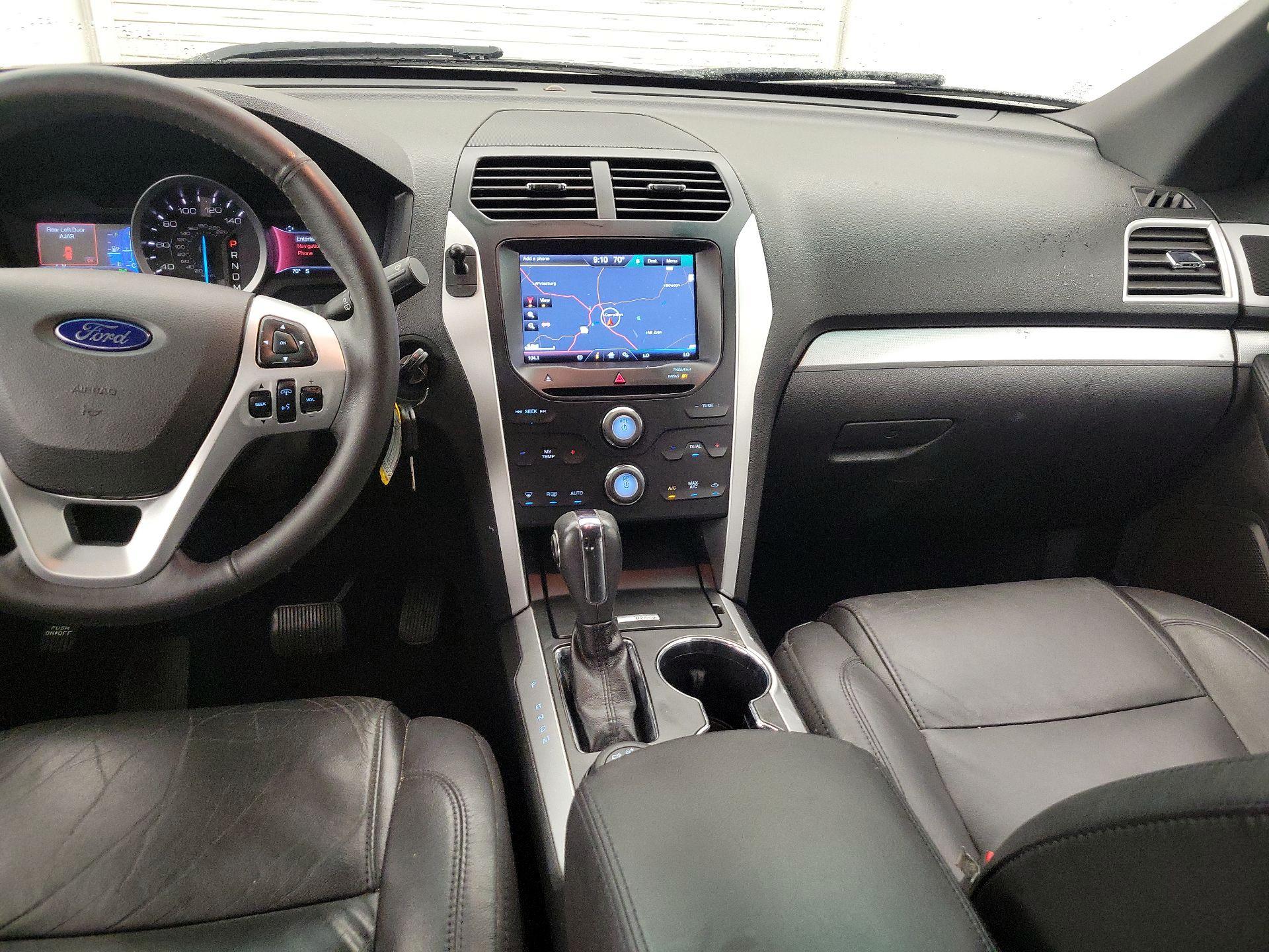 Thumbnail: 2014 Ford Explorer - 9