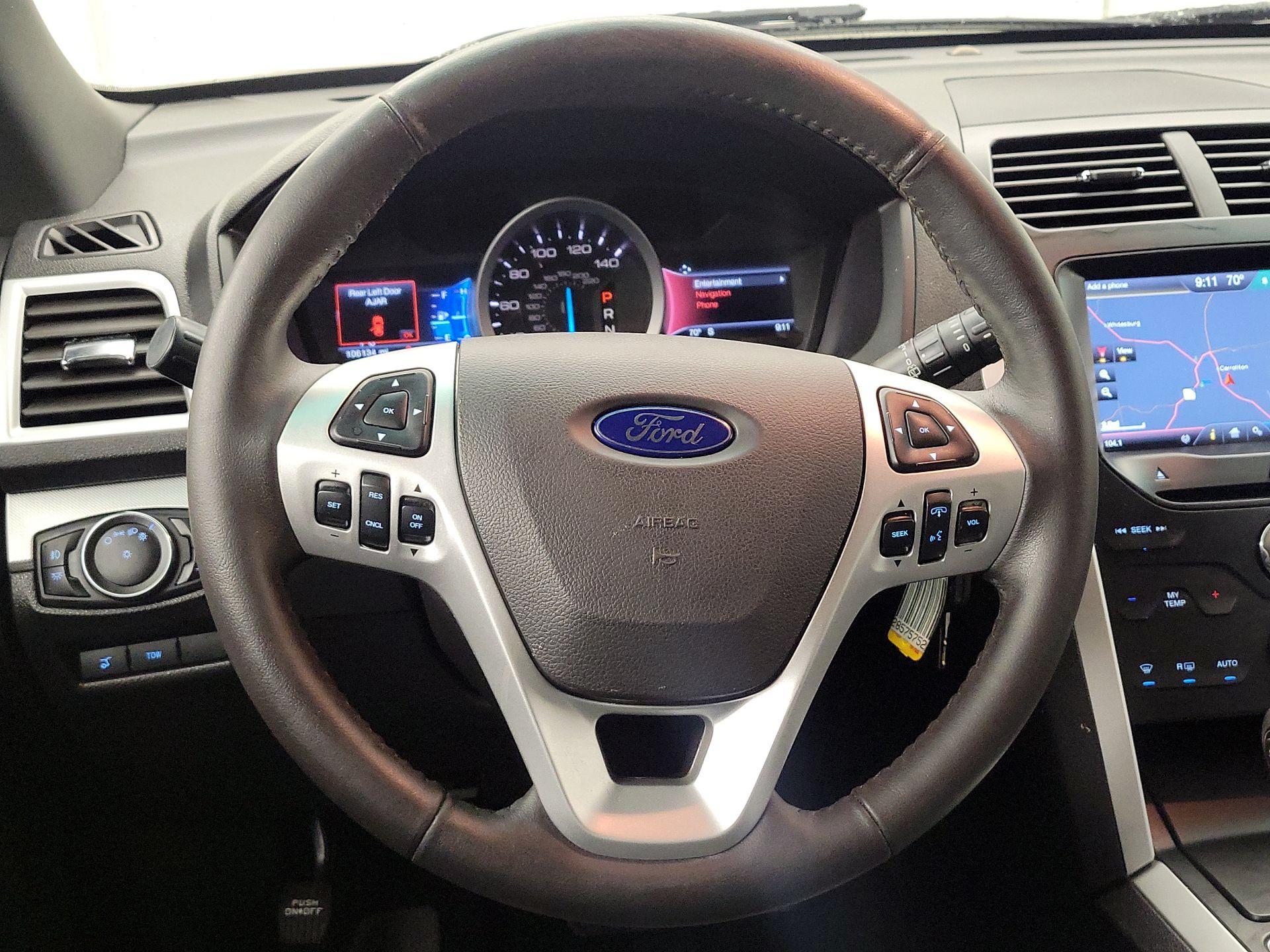 Thumbnail: 2014 Ford Explorer - 10