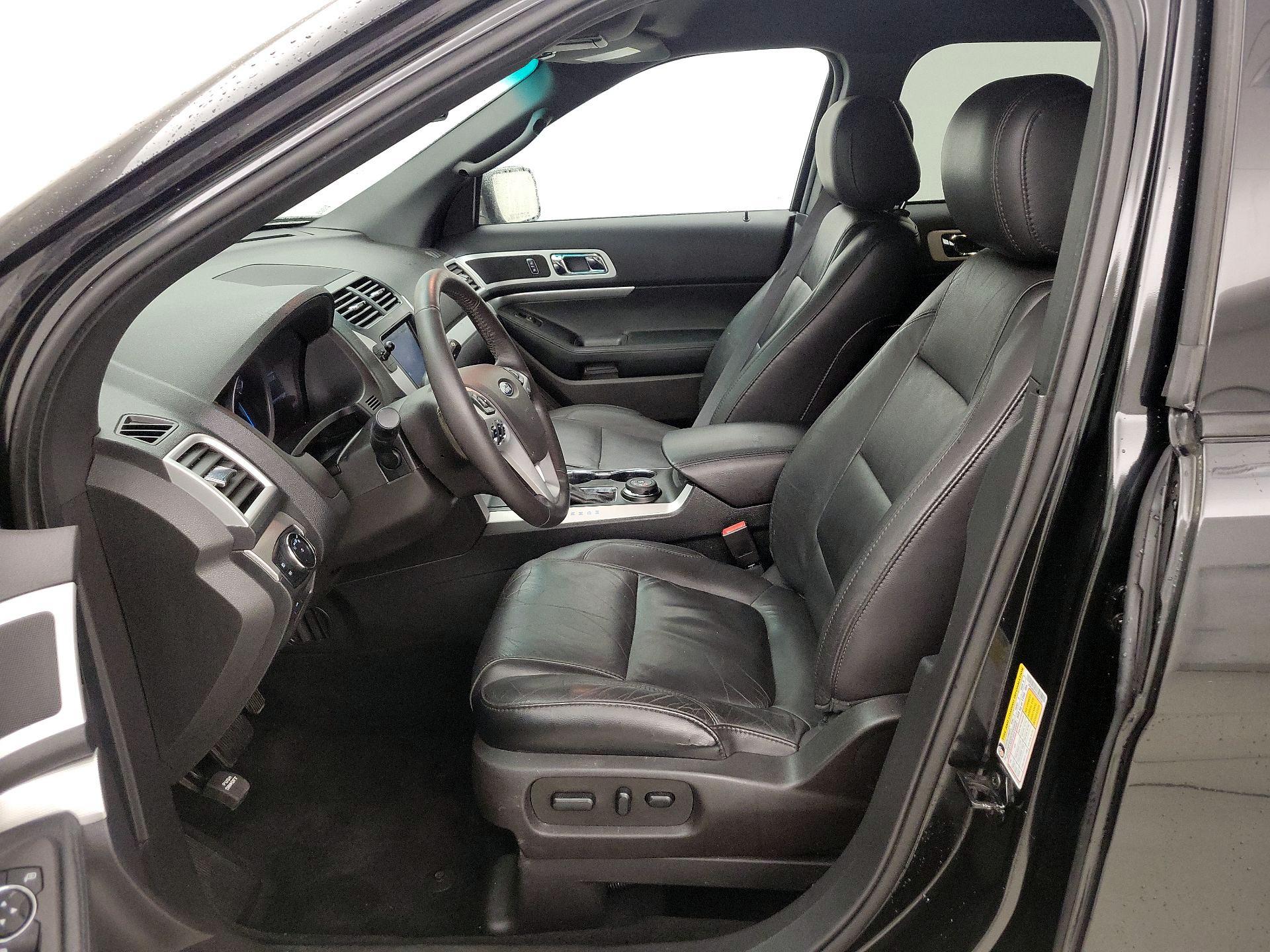 Thumbnail: 2014 Ford Explorer - 11