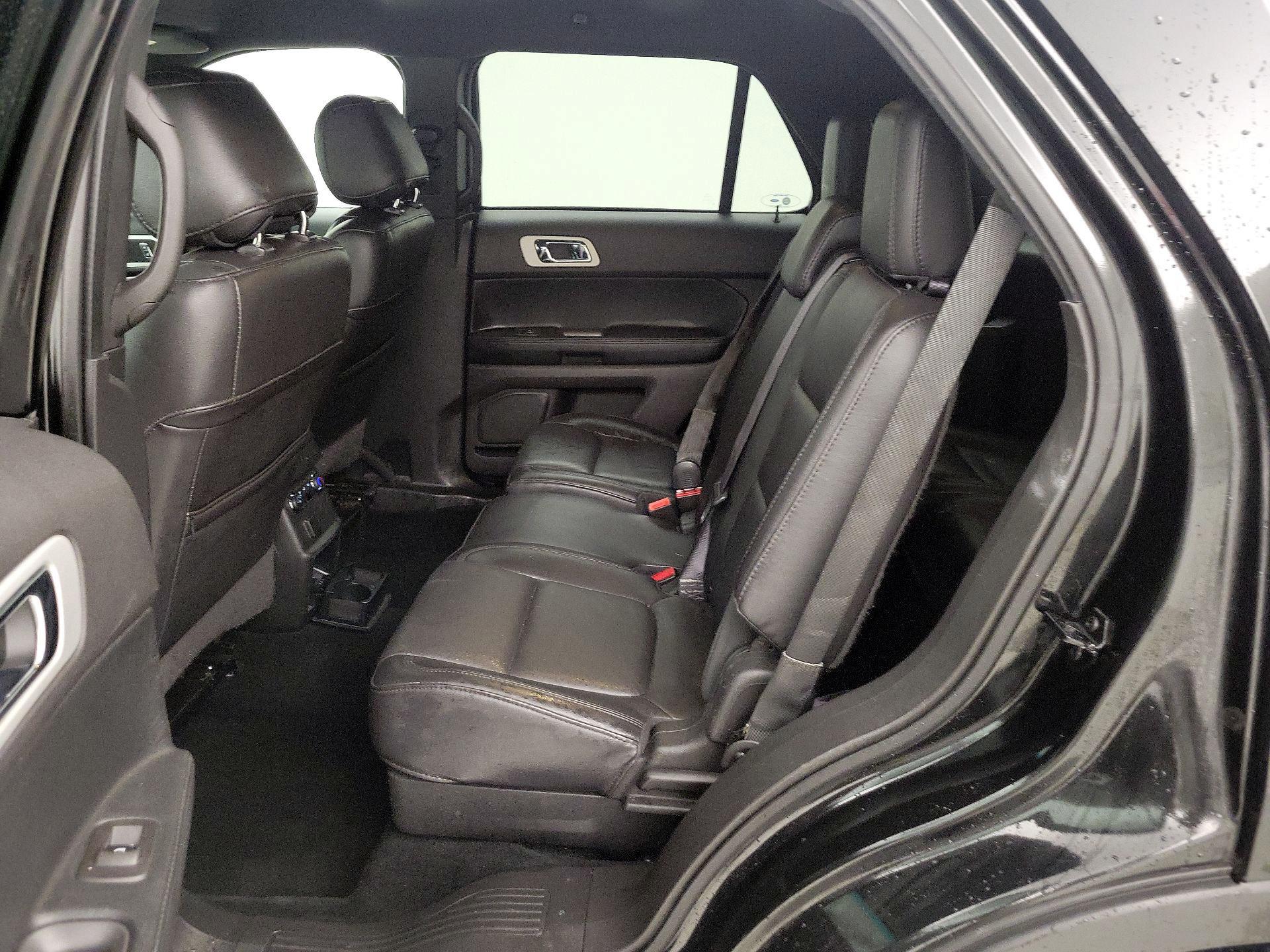 Thumbnail: 2014 Ford Explorer - 20