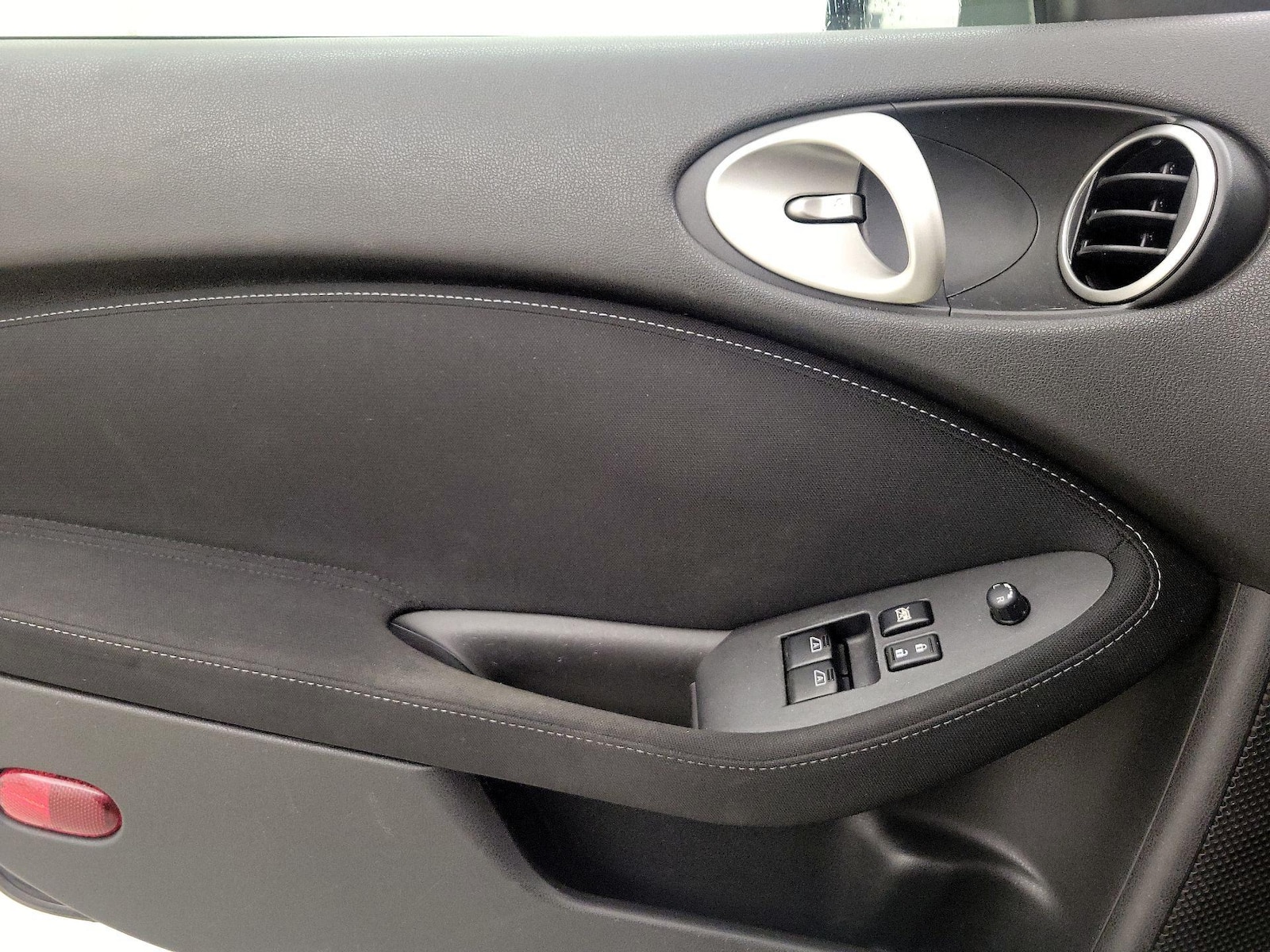2016 Nissan 370Z Coupe Base - Photo 13