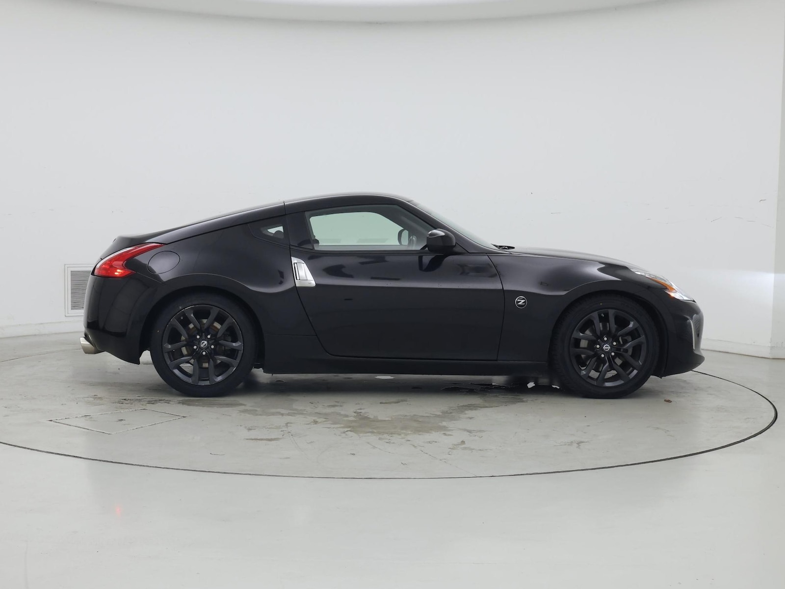 2016 Nissan 370Z Coupe Base - Photo 8