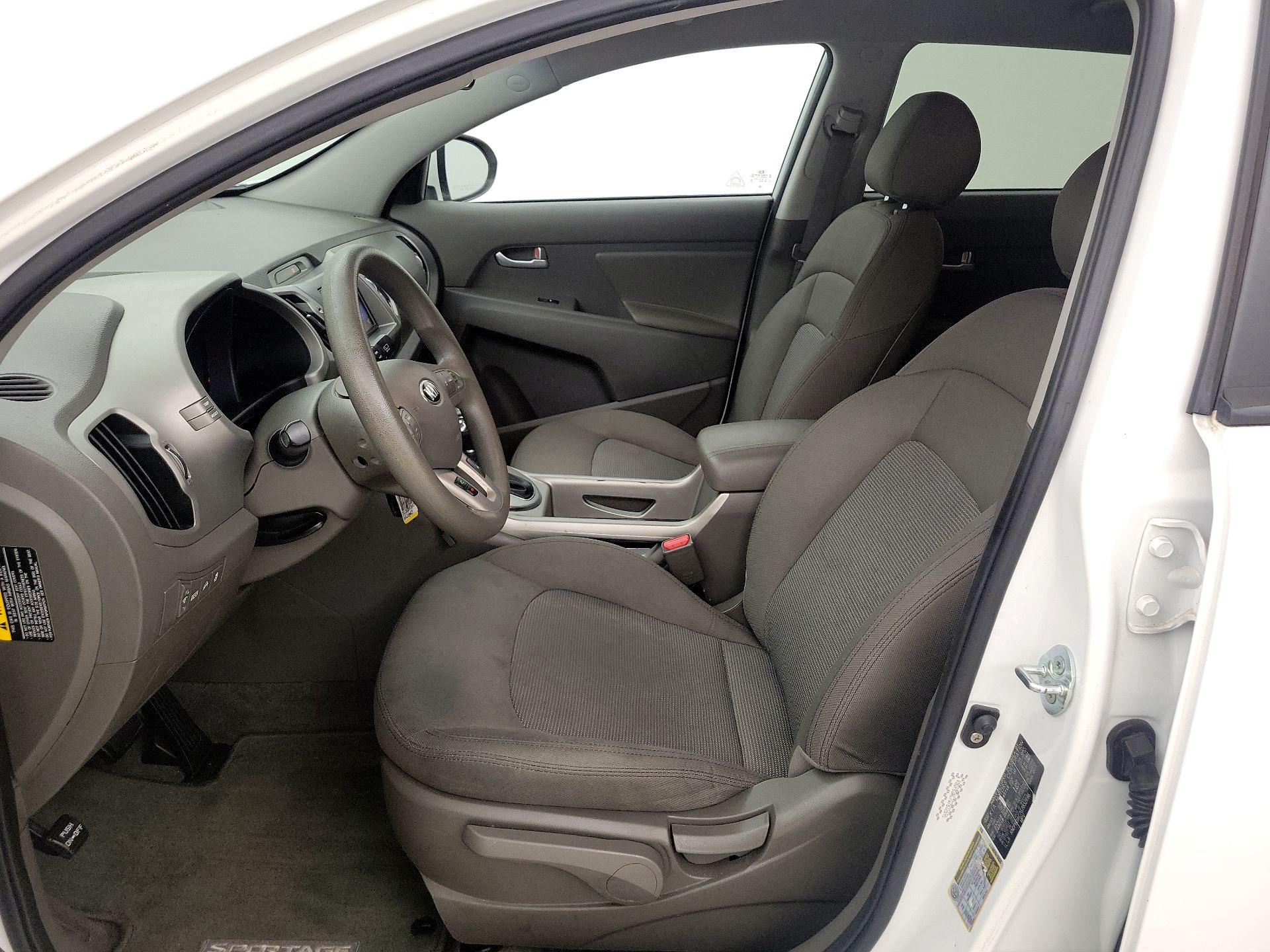 Thumbnail: 2016 Kia Sportage - 11