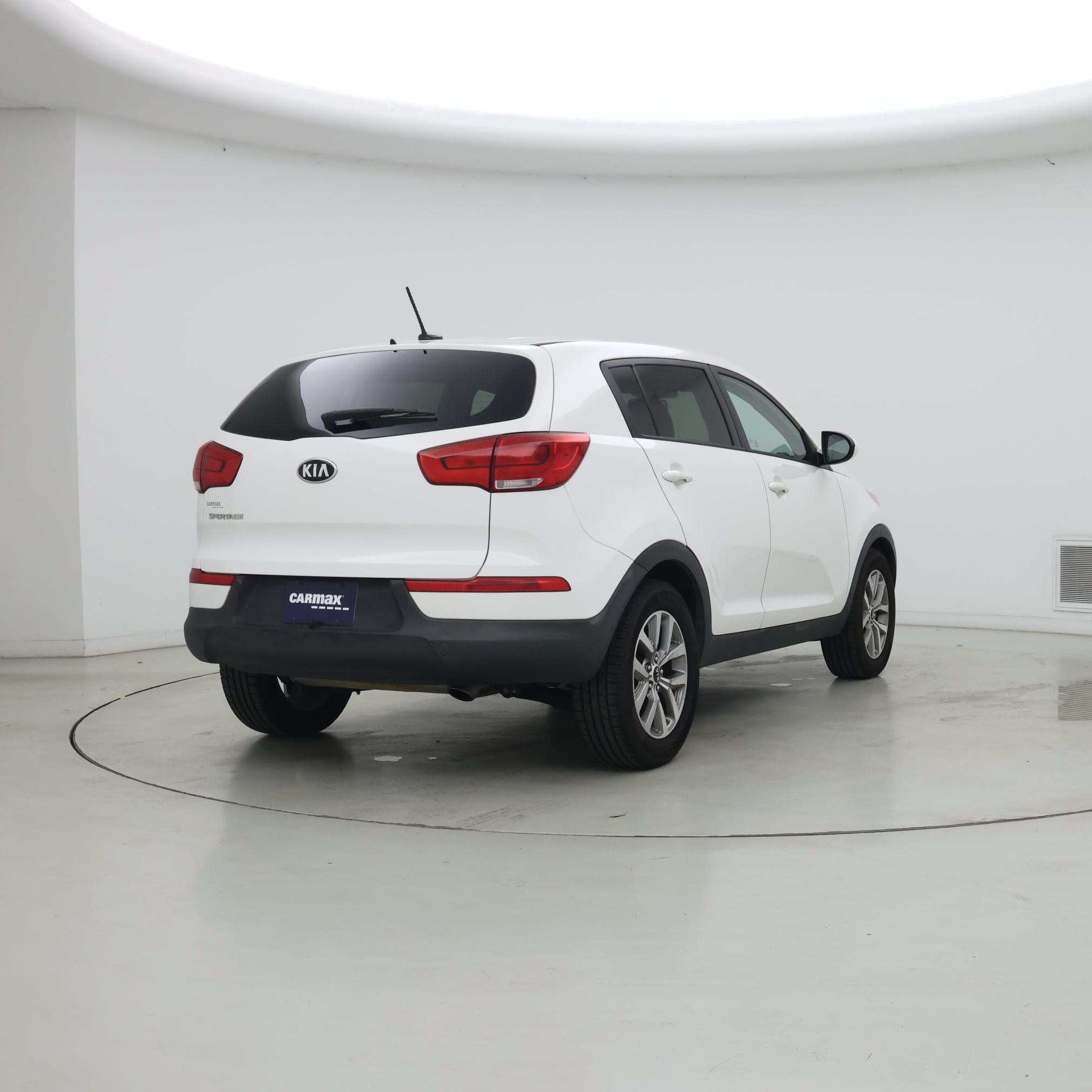 Thumbnail: 2016 Kia Sportage - 8