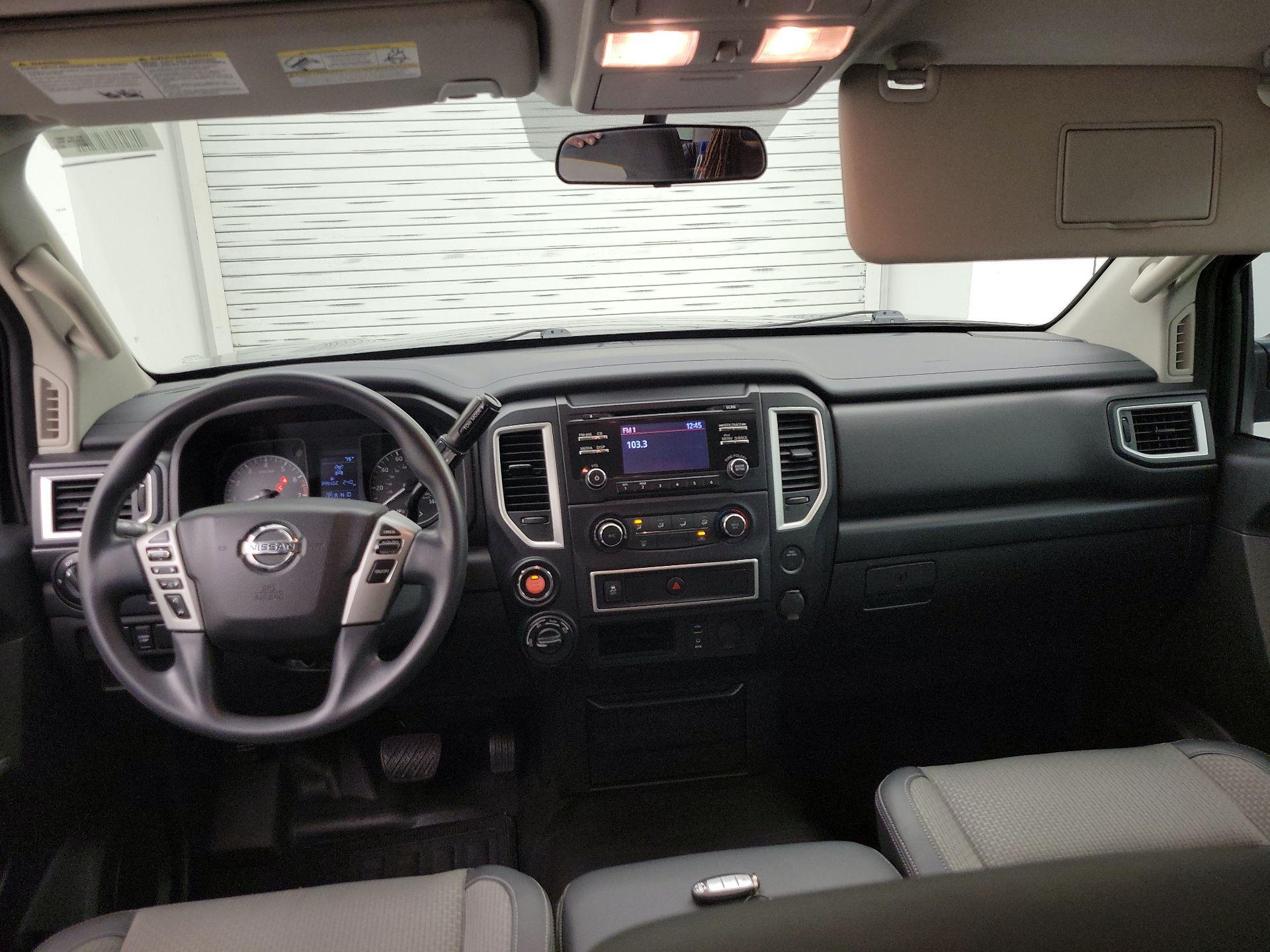 Thumbnail: 2018 Nissan Titan - 9