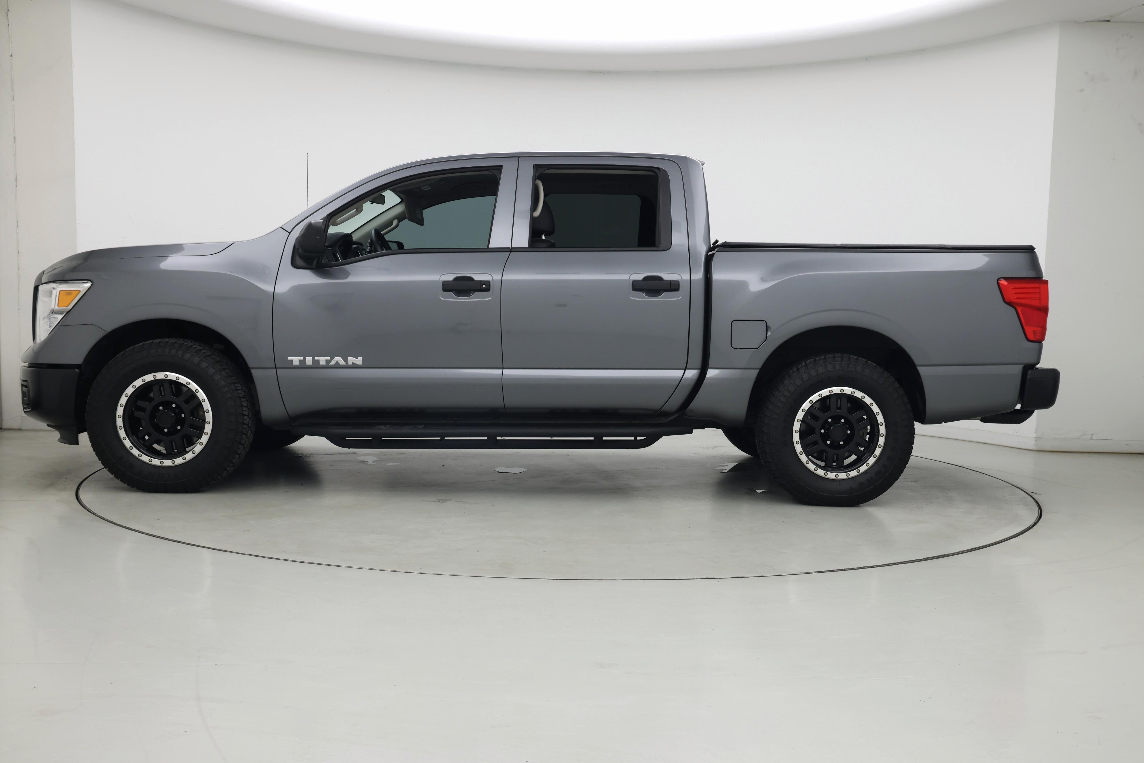 Thumbnail: 2018 Nissan Titan - 3