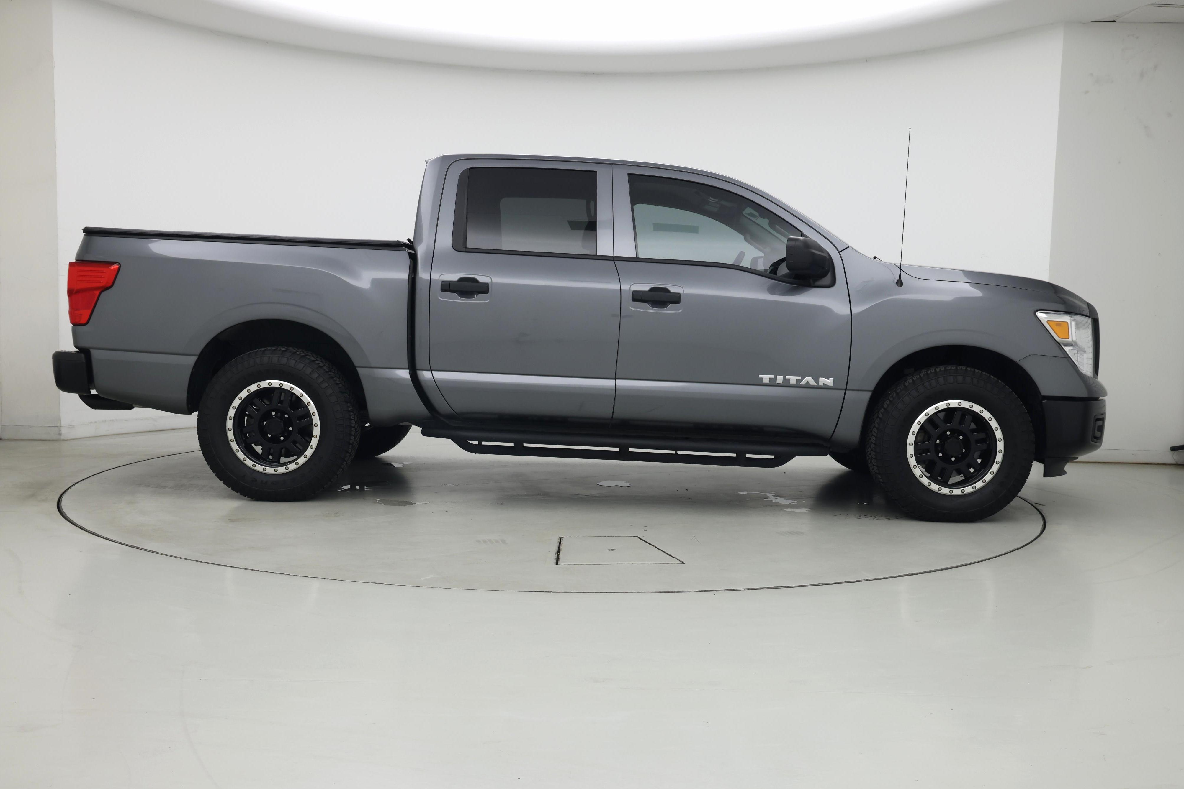 Thumbnail: 2018 Nissan Titan - 7
