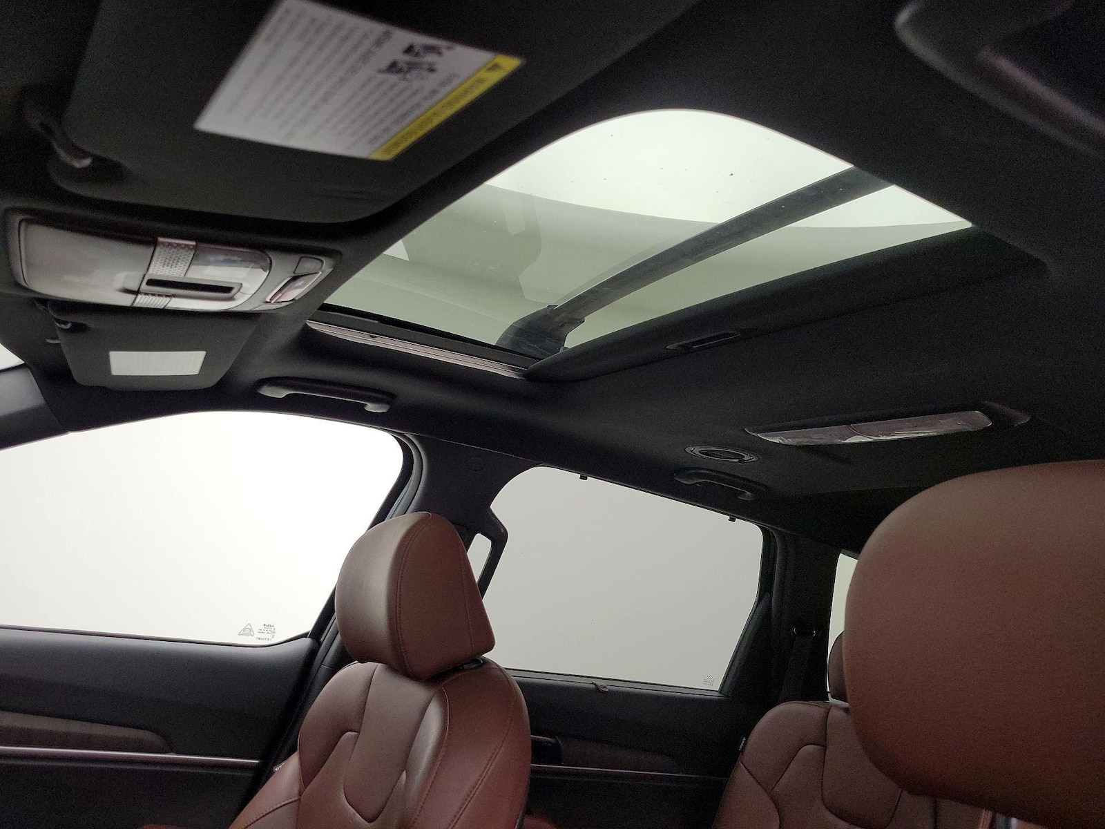 Sunroof(s) & Overhead Airbags