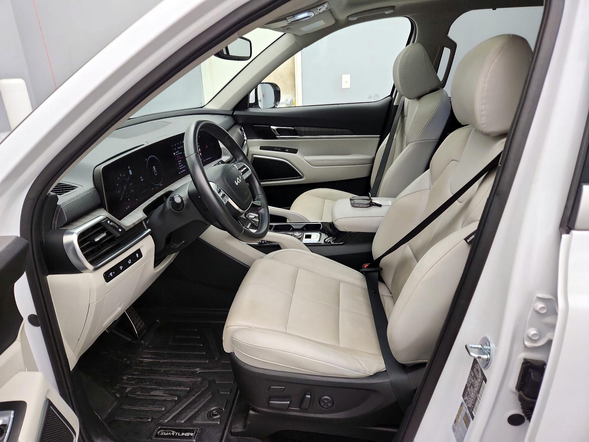 Thumbnail: 2023 Kia Telluride - 11
