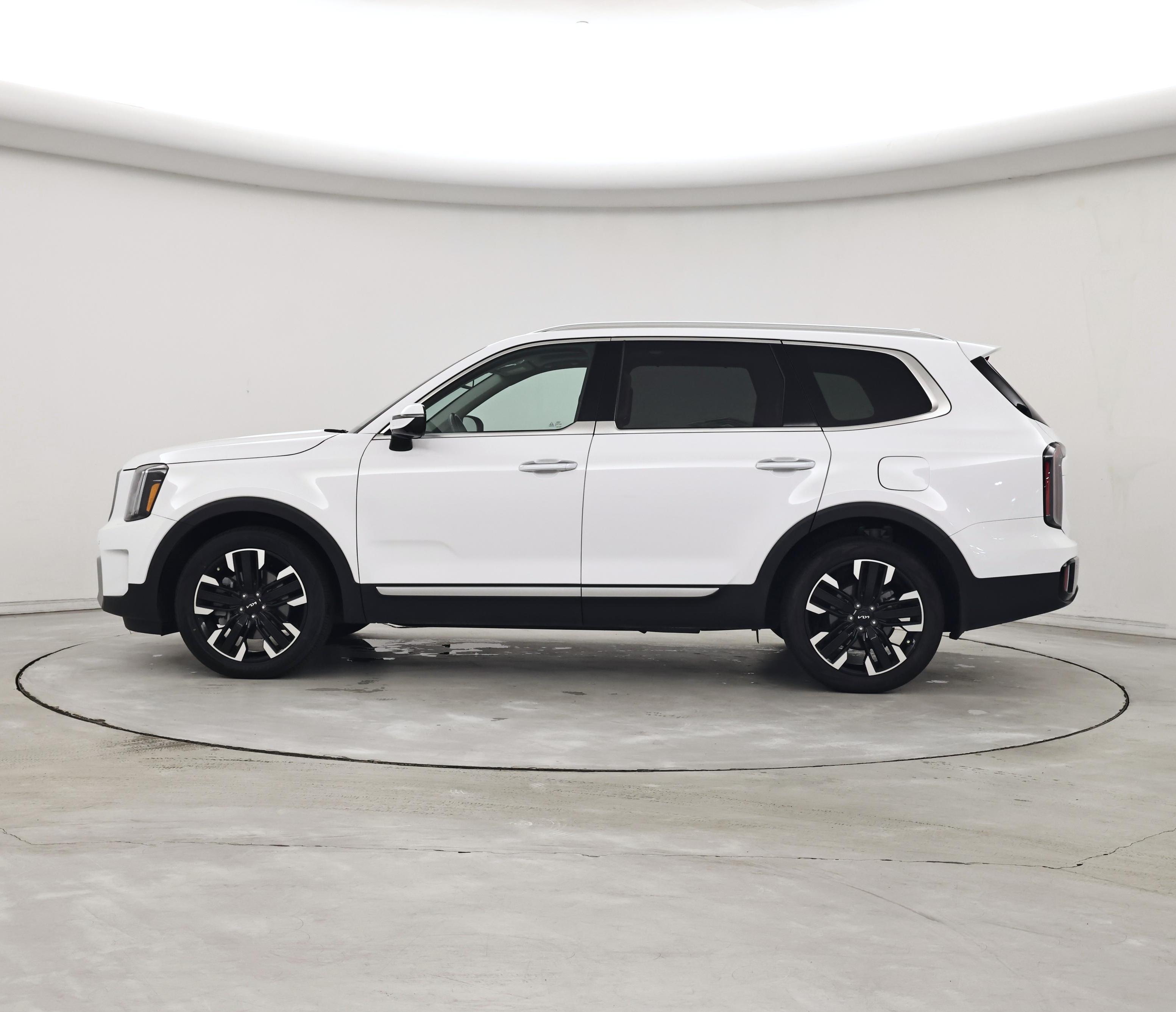 Thumbnail: 2023 Kia Telluride - 3
