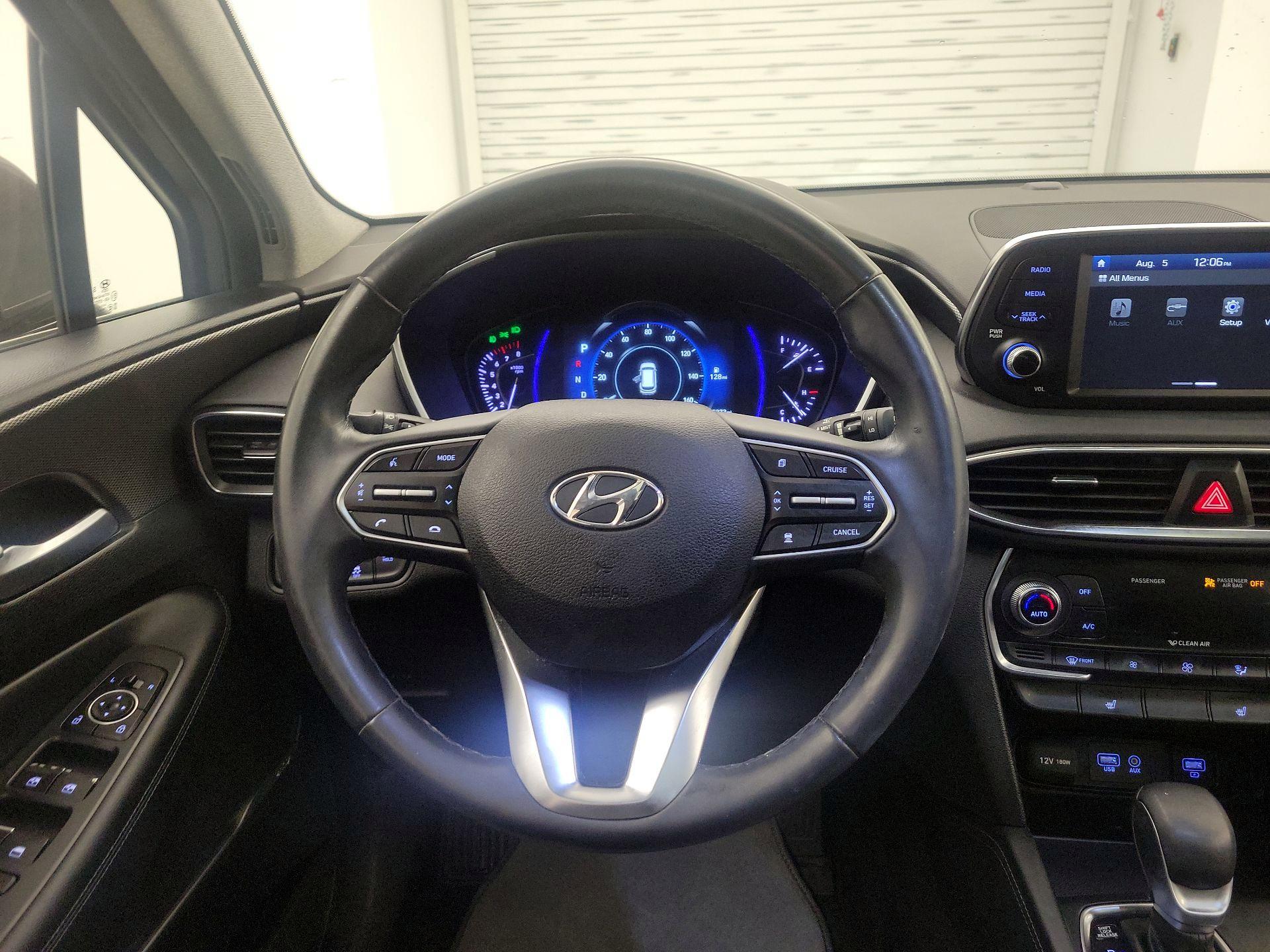 Thumbnail: 2019 Hyundai Santa Fe - 10