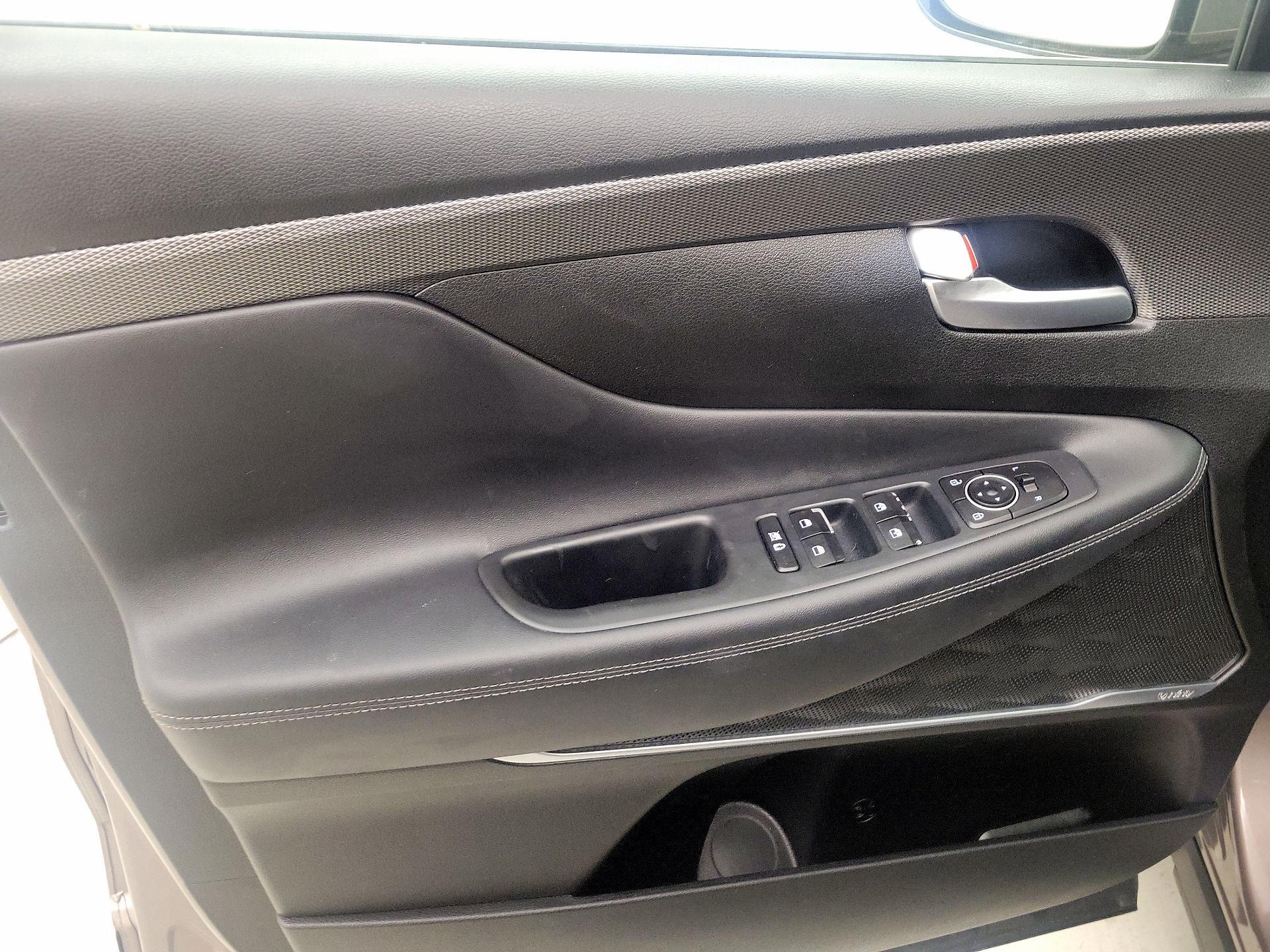 Thumbnail: 2019 Hyundai Santa Fe - 12