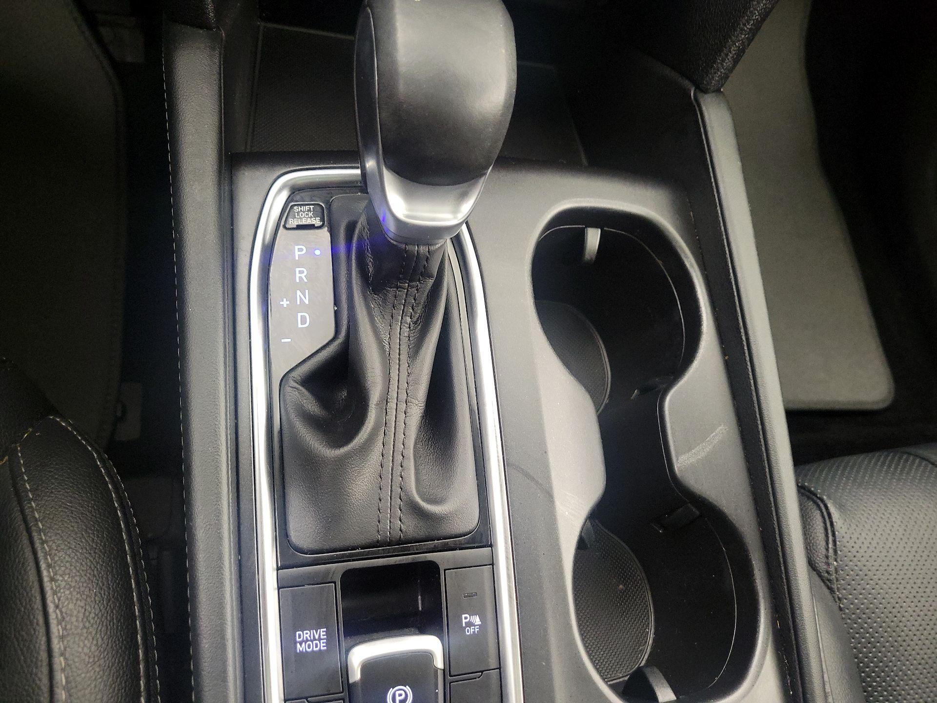 Thumbnail: 2019 Hyundai Santa Fe - 17