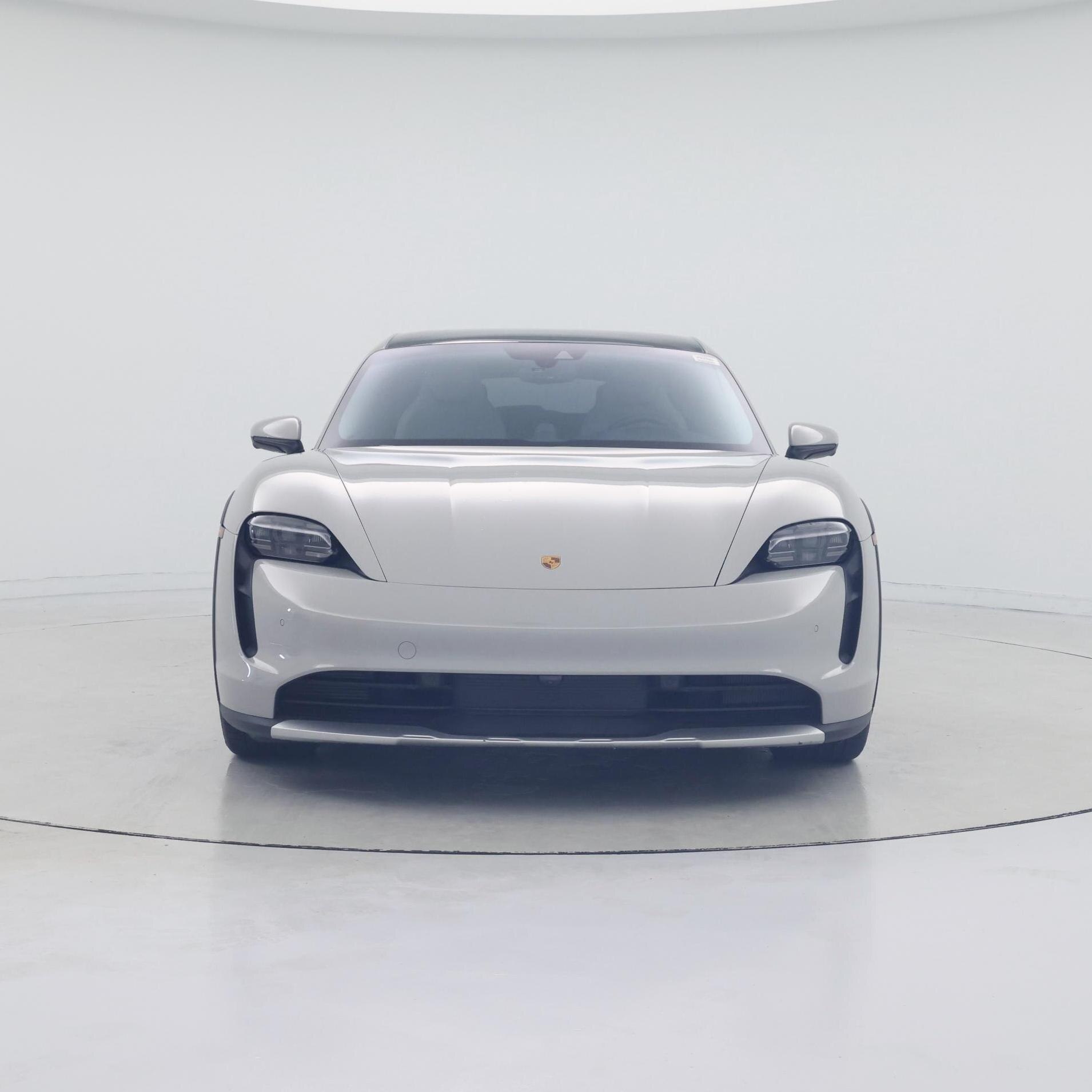Thumbnail: 2022 Porsche Taycan - 5