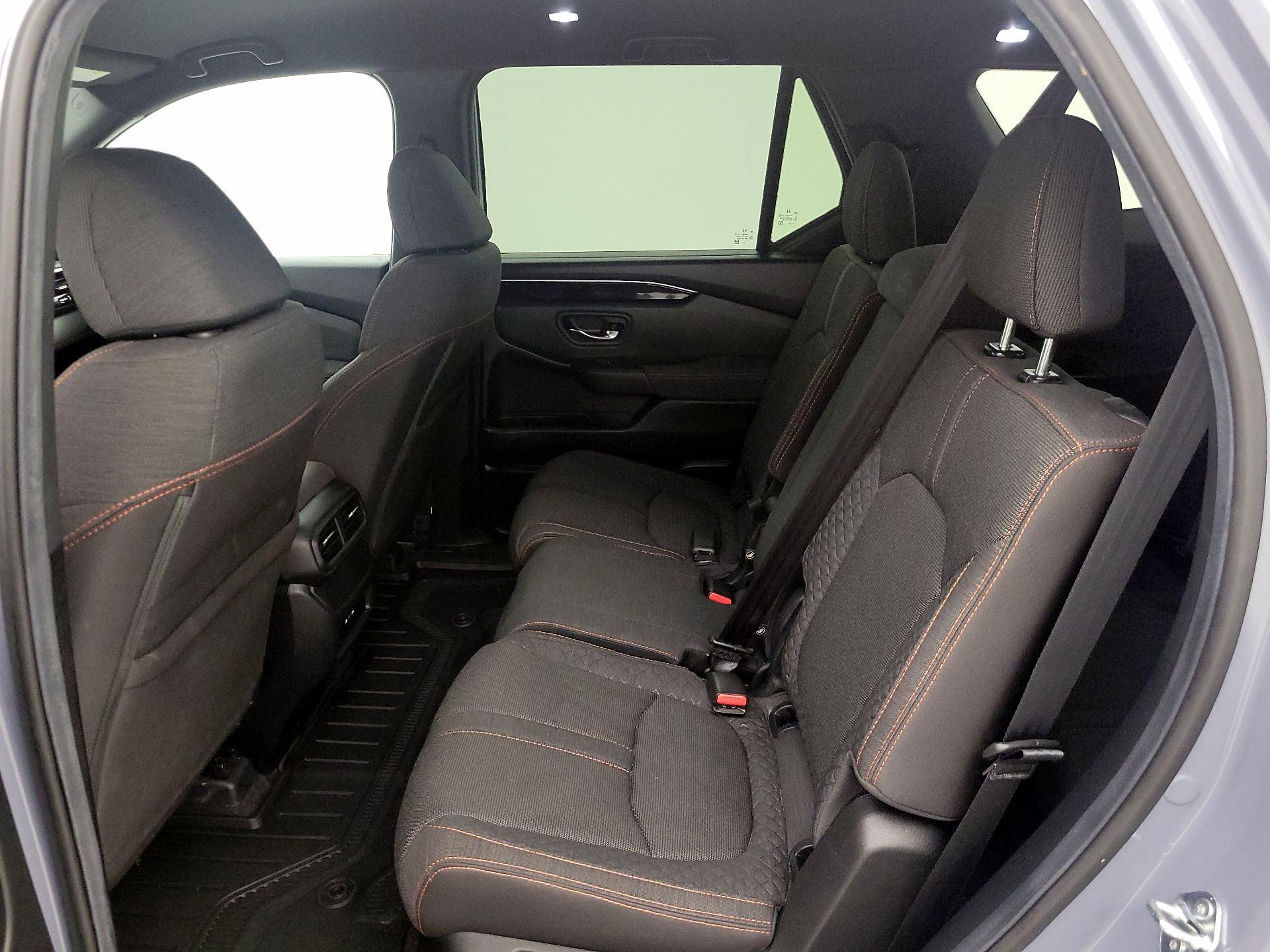 Thumbnail: 2025 Honda Pilot - 19