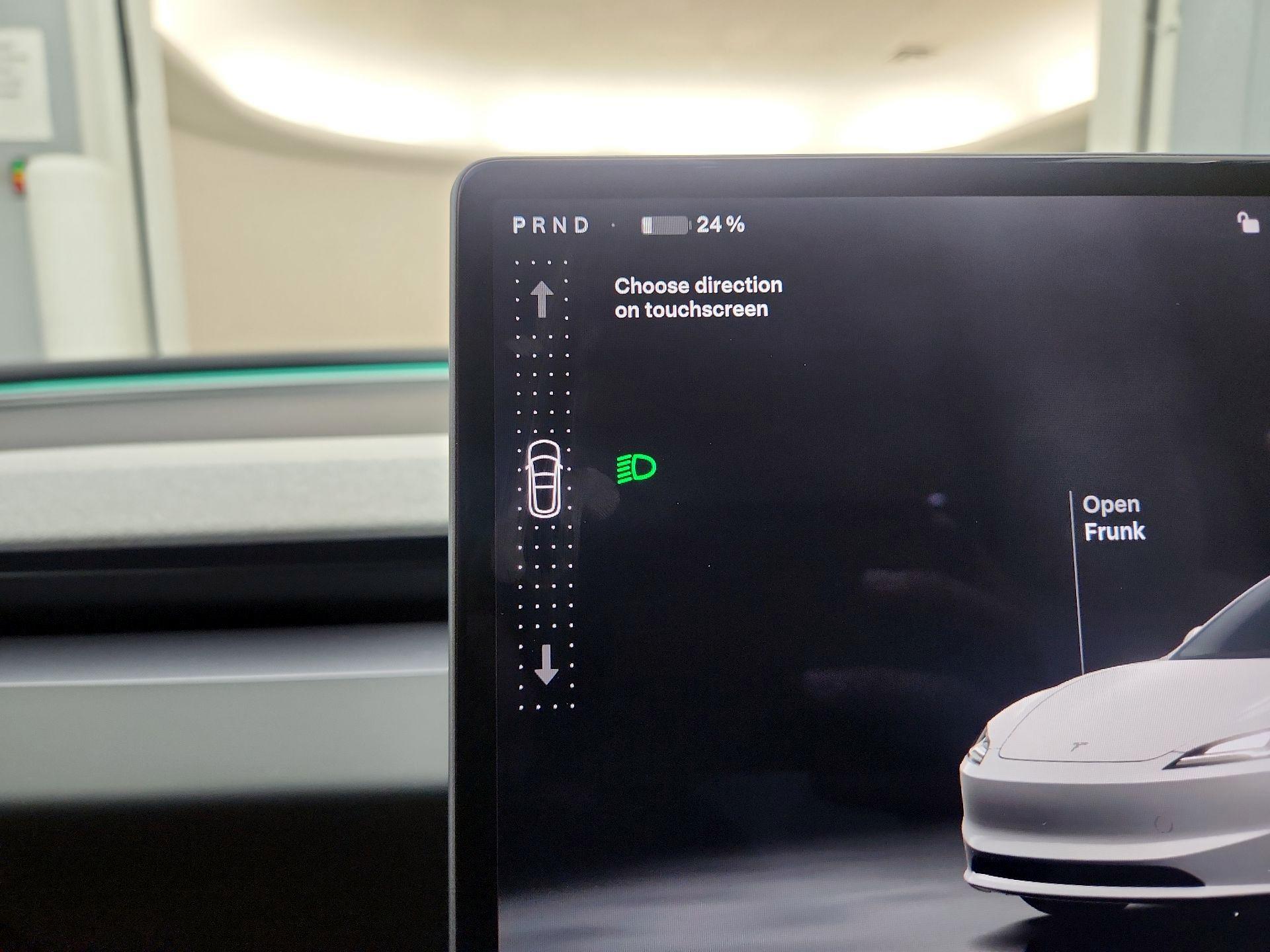 Thumbnail: 2025 Tesla Model 3 - 17