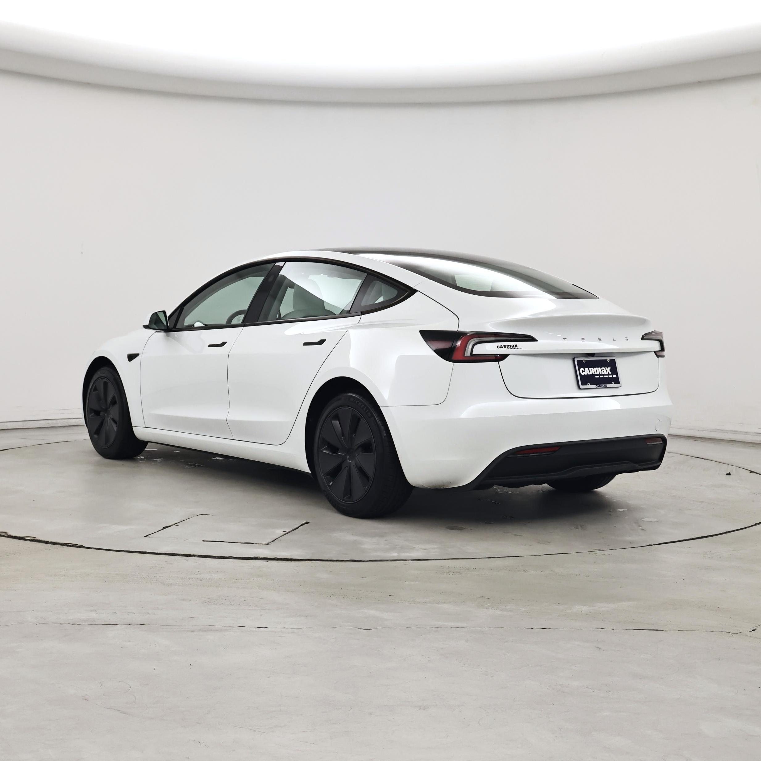 Thumbnail: 2025 Tesla Model 3 - 2