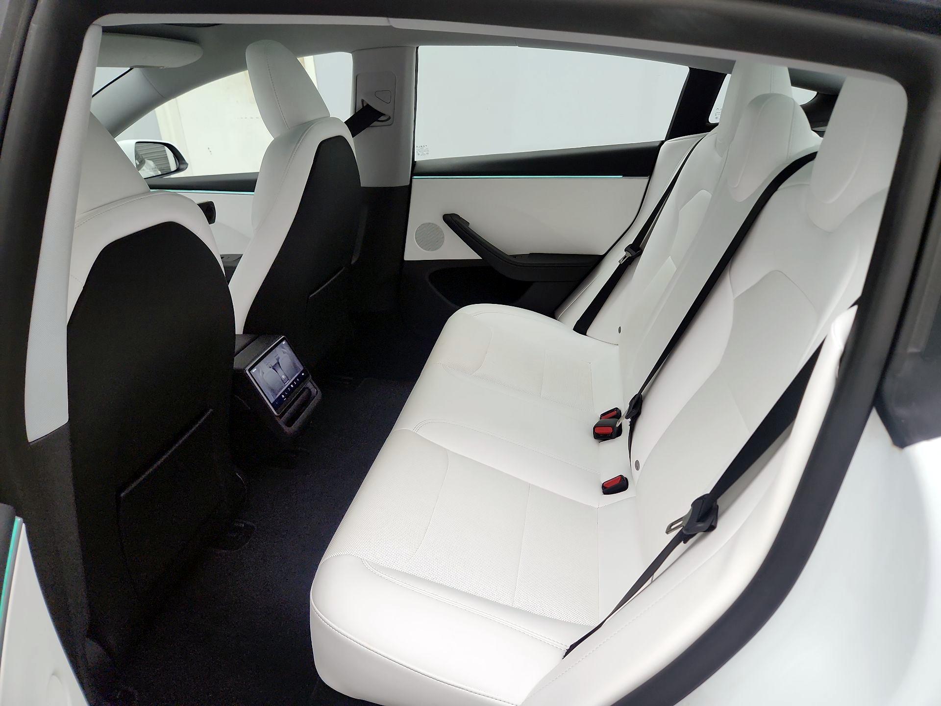 Thumbnail: 2025 Tesla Model 3 - 19